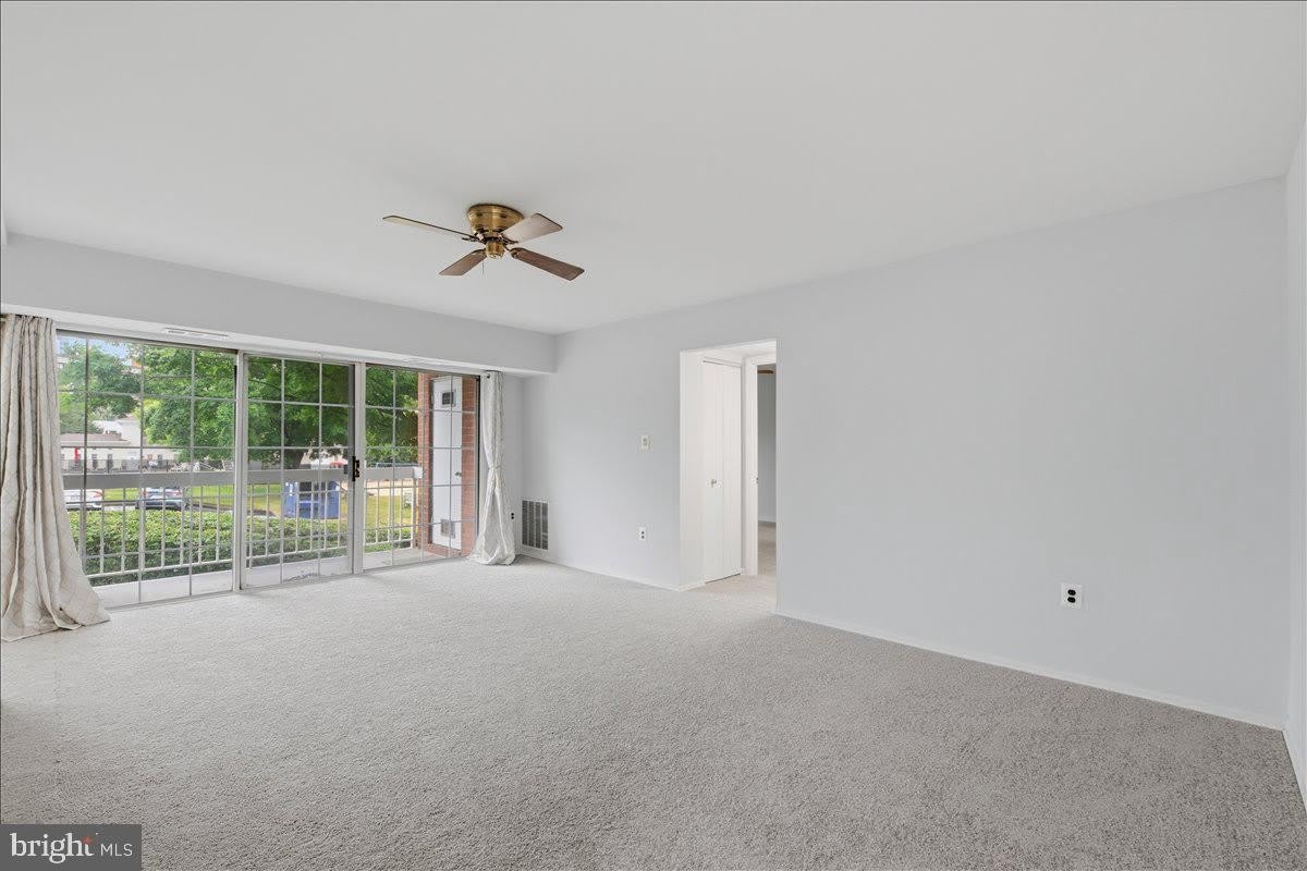 1923 WILSON Lane – photo 4