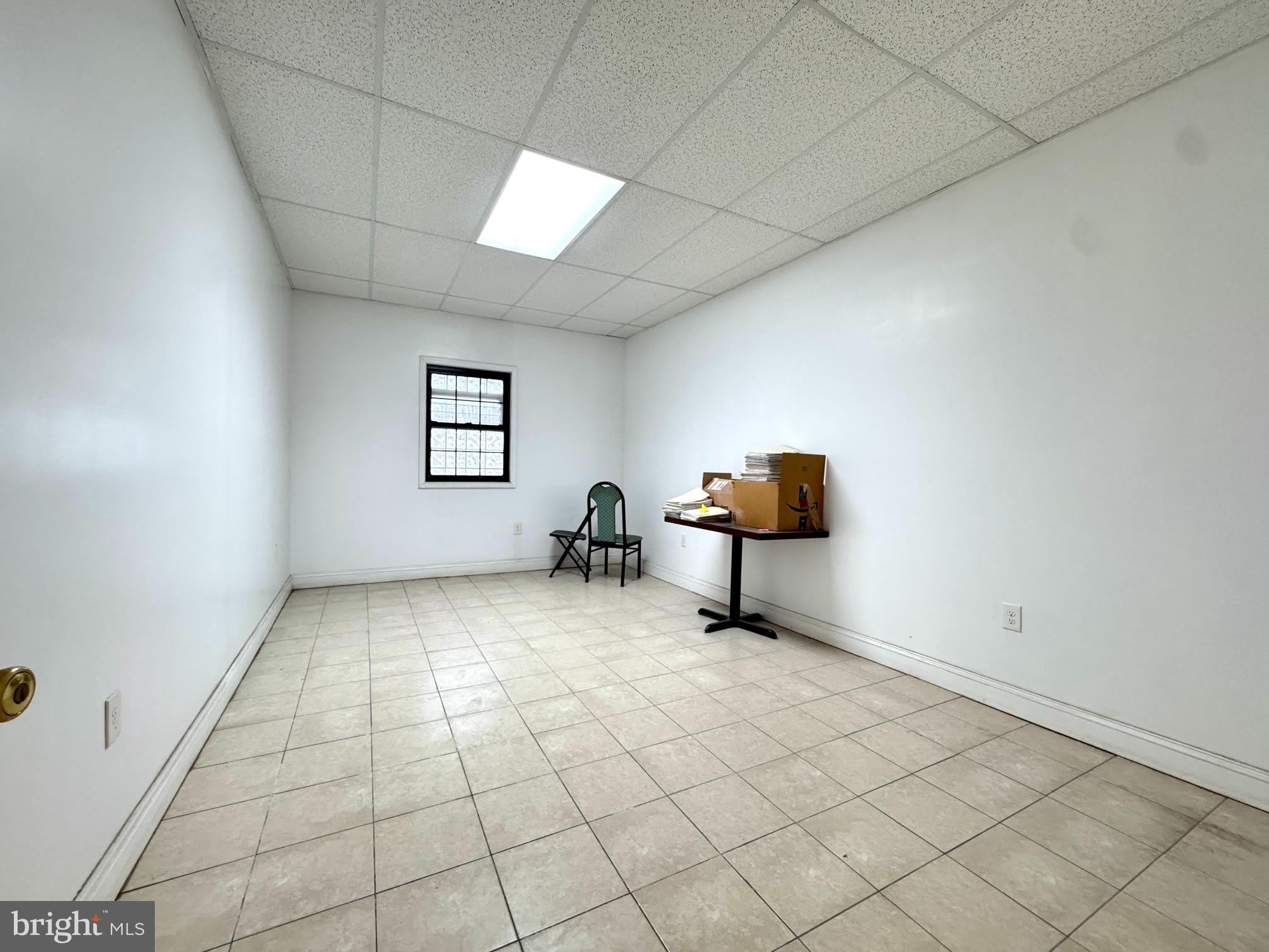 3000 E Tioga Street – photo 4