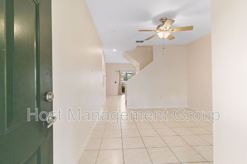 7565 Plantation Circle – photo 4