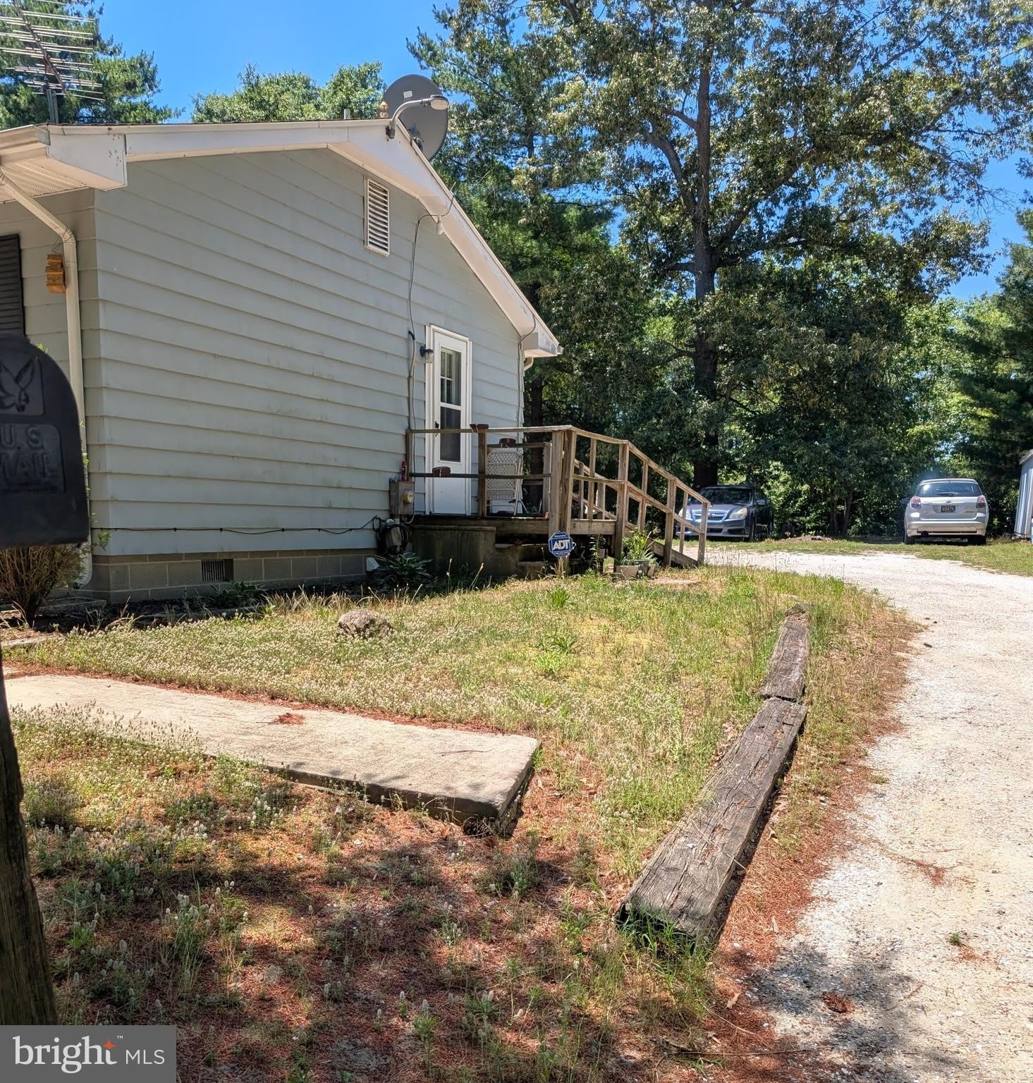22052 COVERDALE Road – photo 2