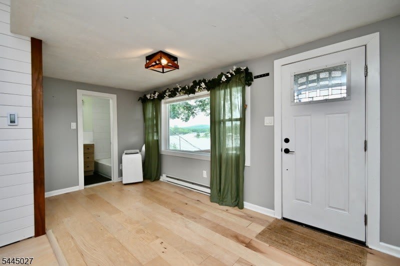 1 S Lakeside Ave – photo 5