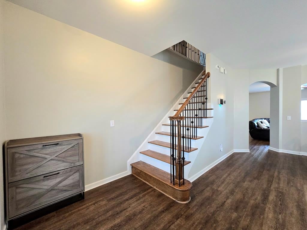525 Batty Way – photo 4