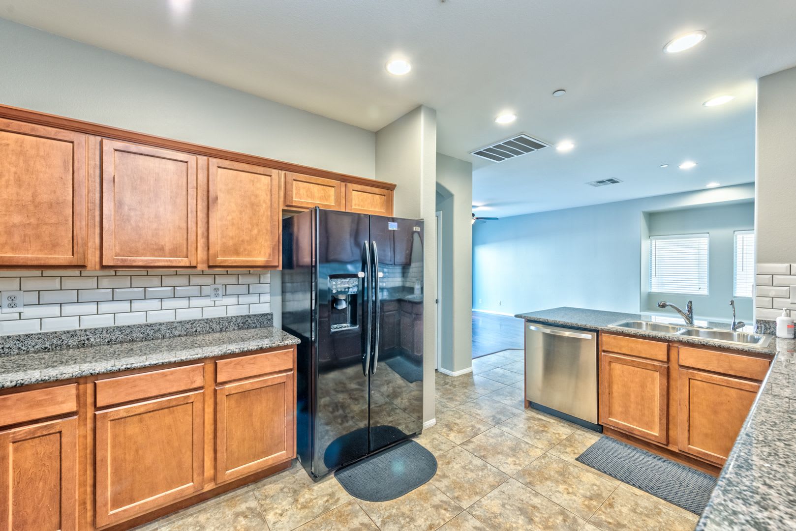 1172 Via Trevi, Henderson, Nevada 89052 – photo 2