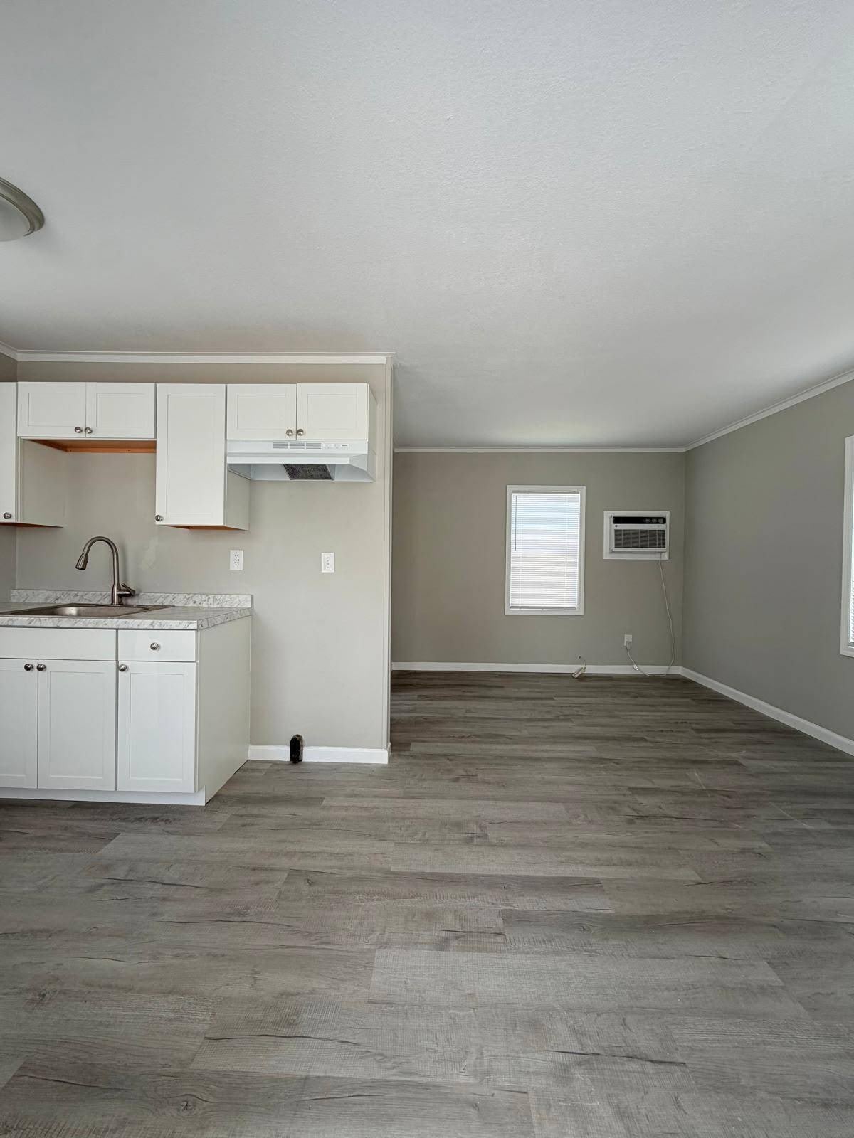8 Cook St. – photo 4