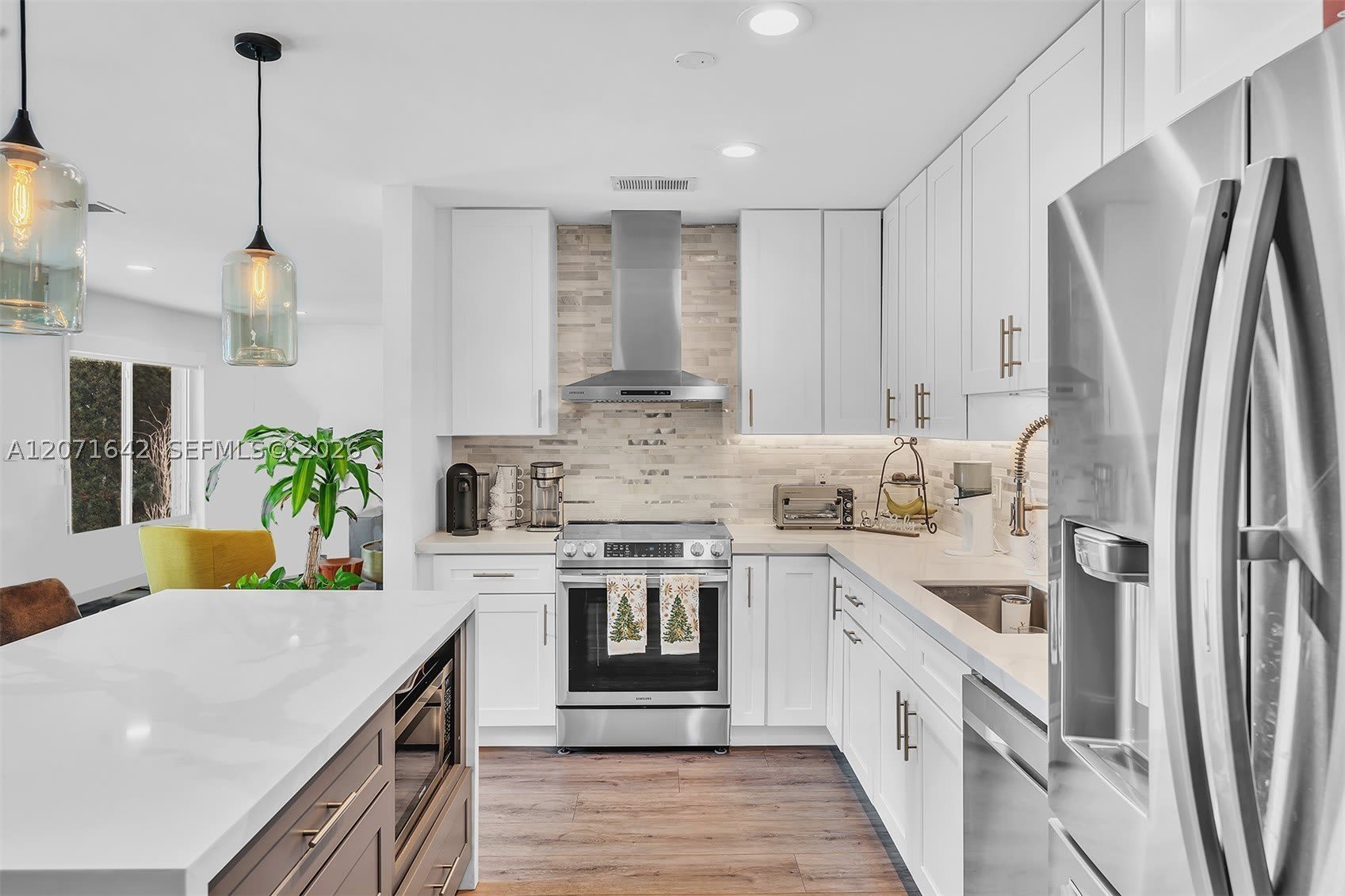 801 Ne 81St St – photo 2