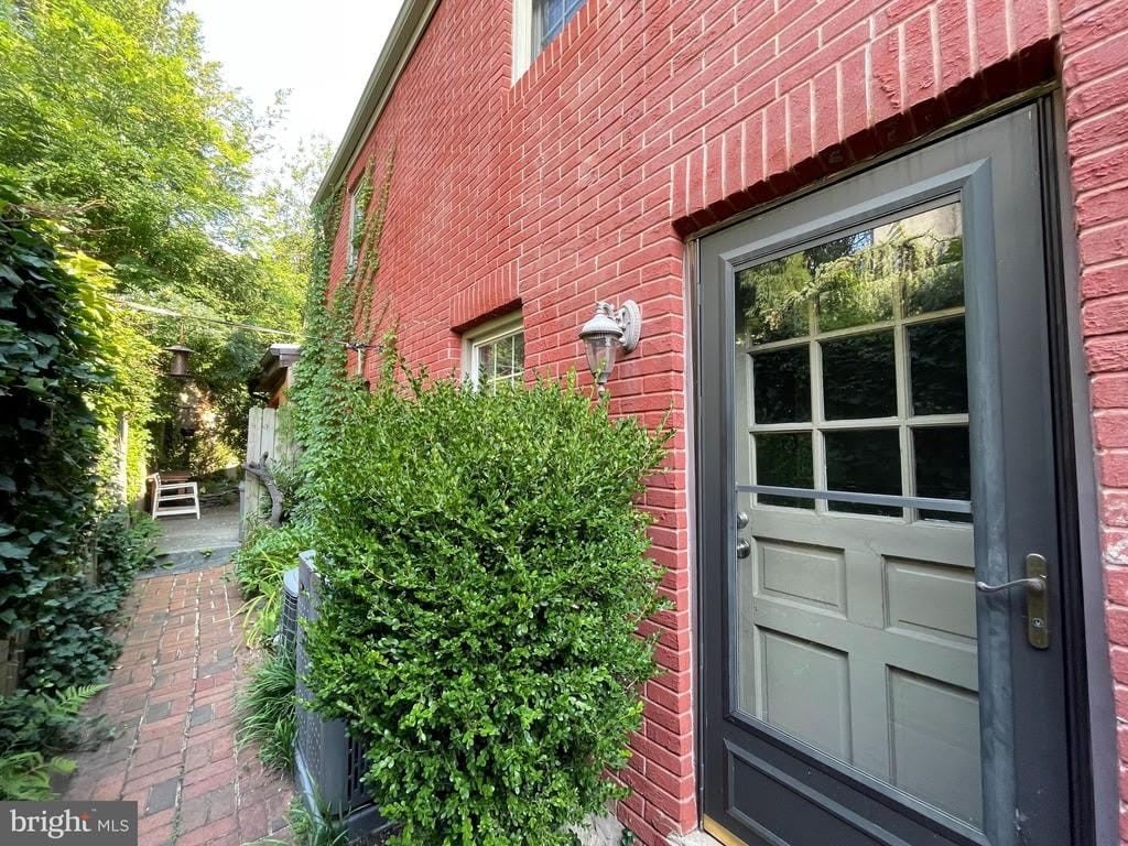 792 S FRONT STREET – photo 4