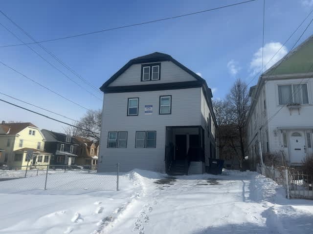 301 Maple St1 – photo 1