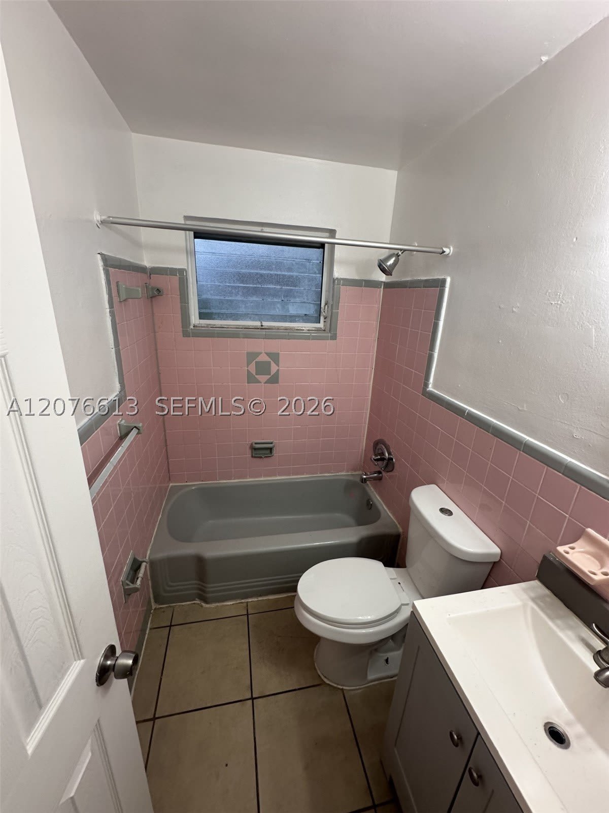 409 SW 4th Ter – photo 4