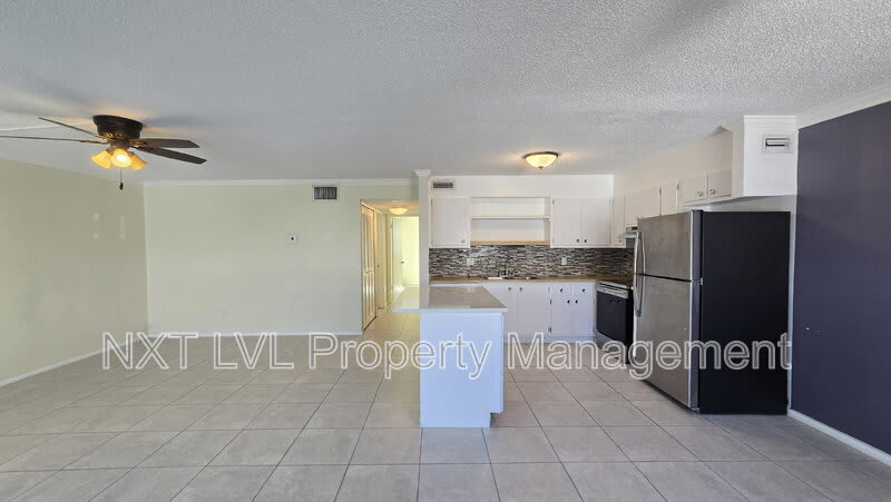 6777 Winkler Rd – photo 5