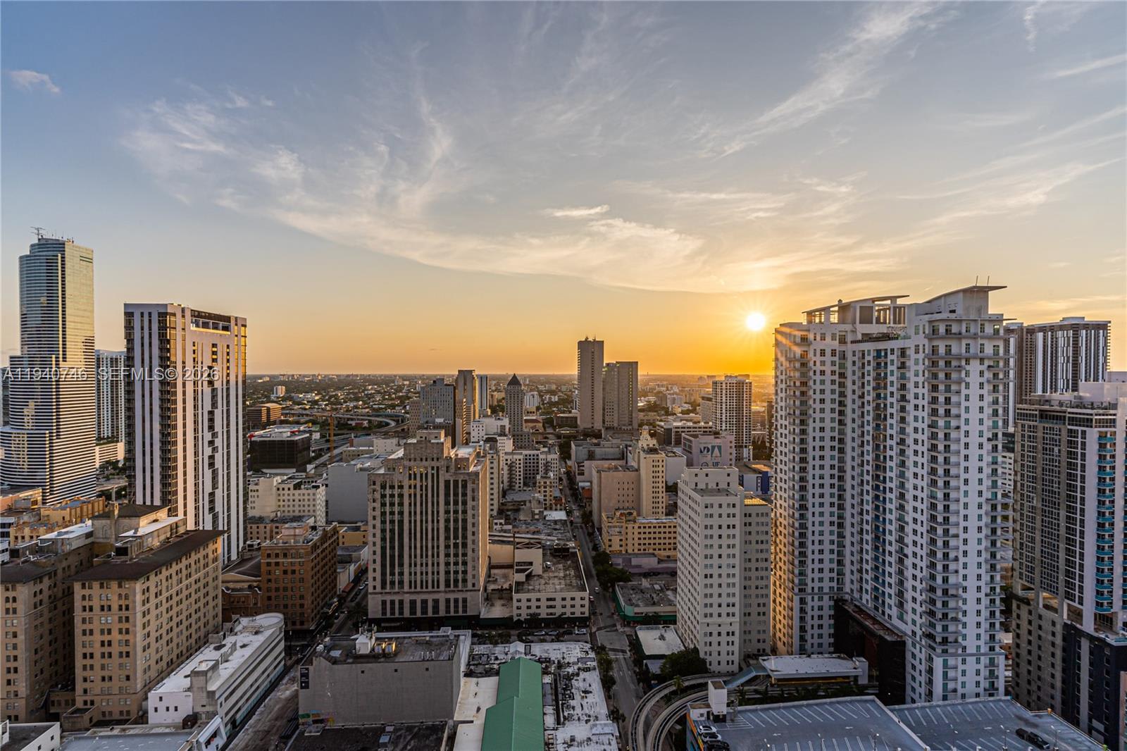 50 Biscayne Blvd – photo 4