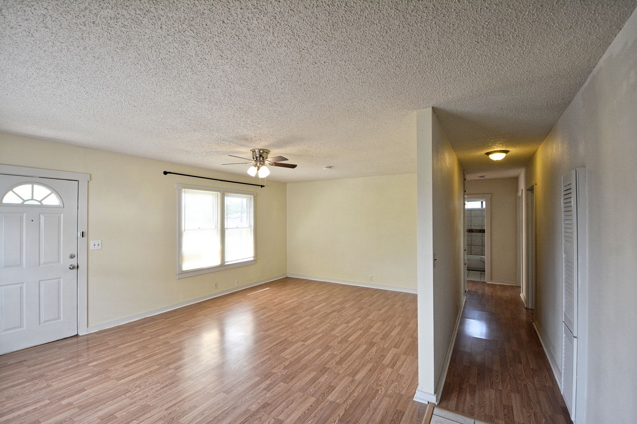 823 Serna Drive – photo 3