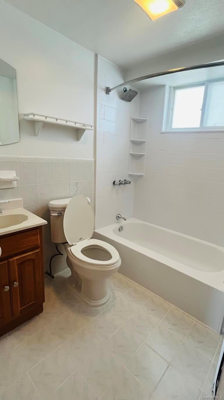 15 Van Brunt Road – photo 3