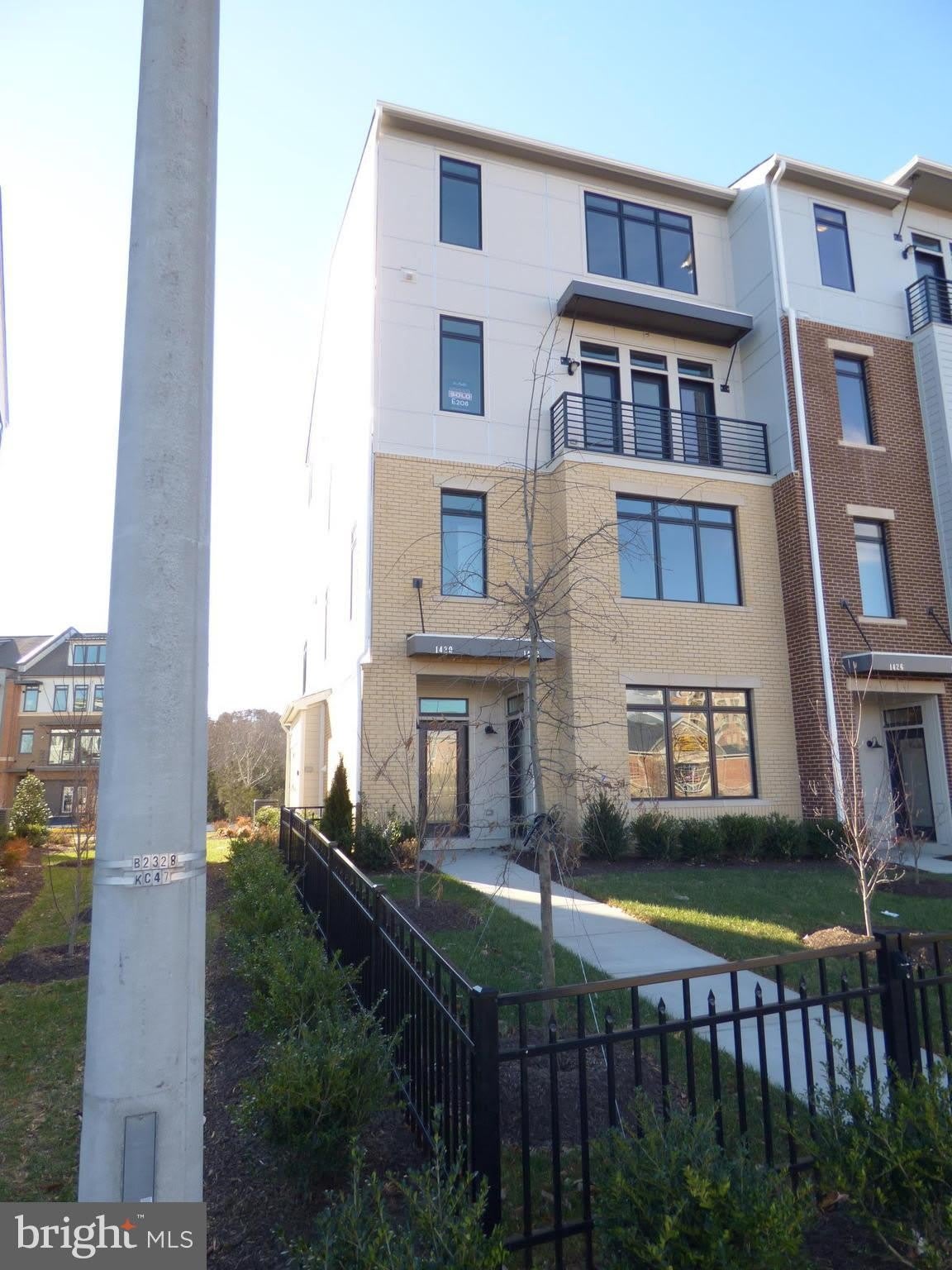 1428 Ribbon Limestone Terrace Se – photo 2