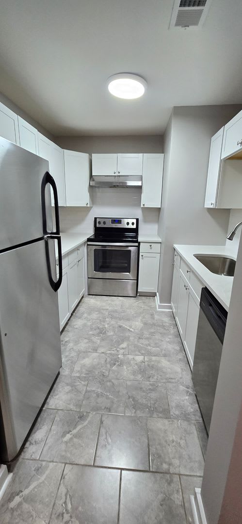 3 bed 2 bath Condo for rent – photo 2