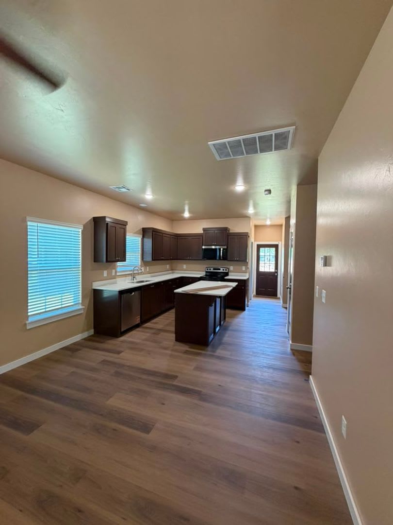 Brand-New Construction – photo 5