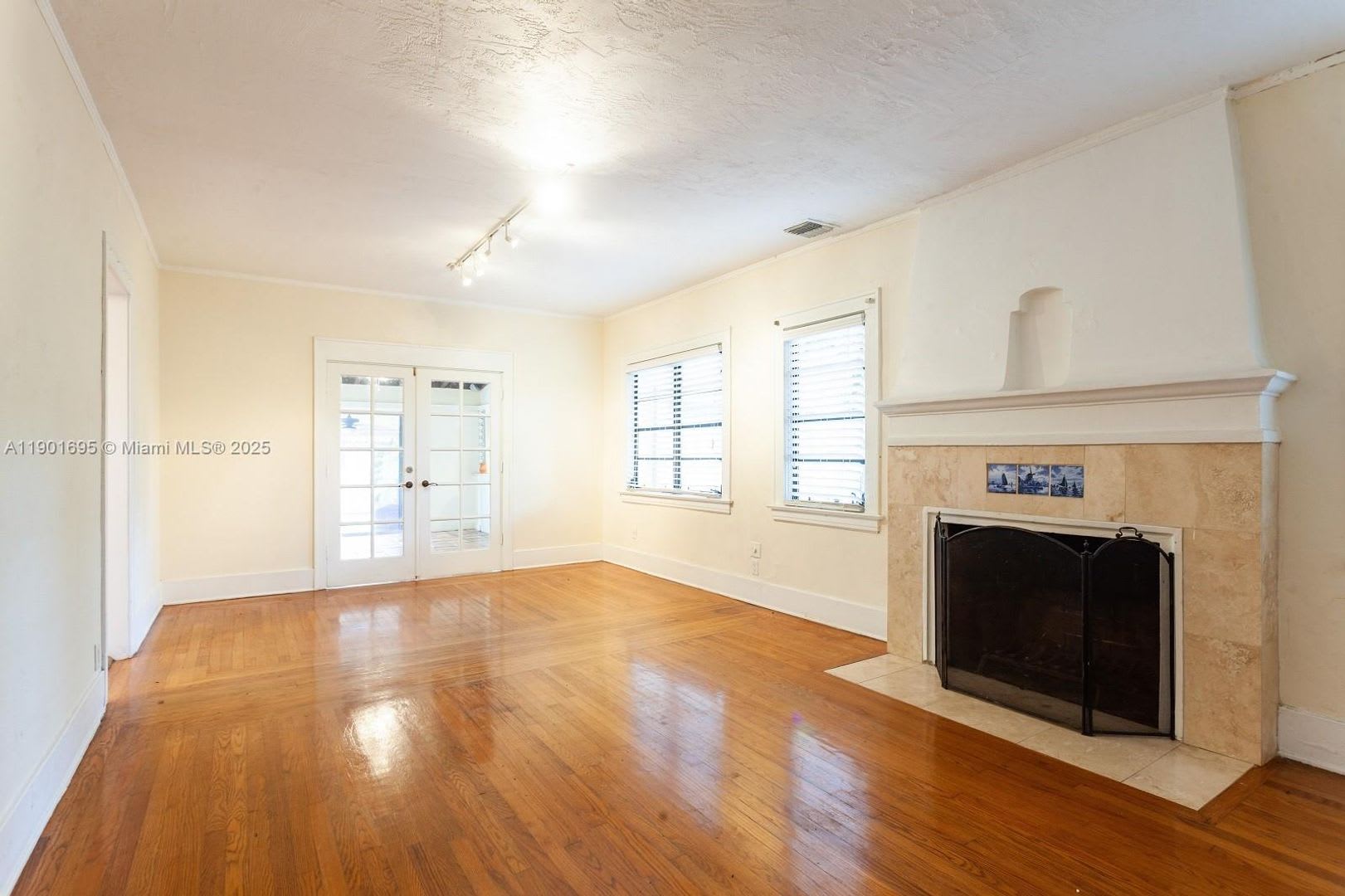 1109 Ferdinand Street, Coral Gables, FL 33134 – photo 4
