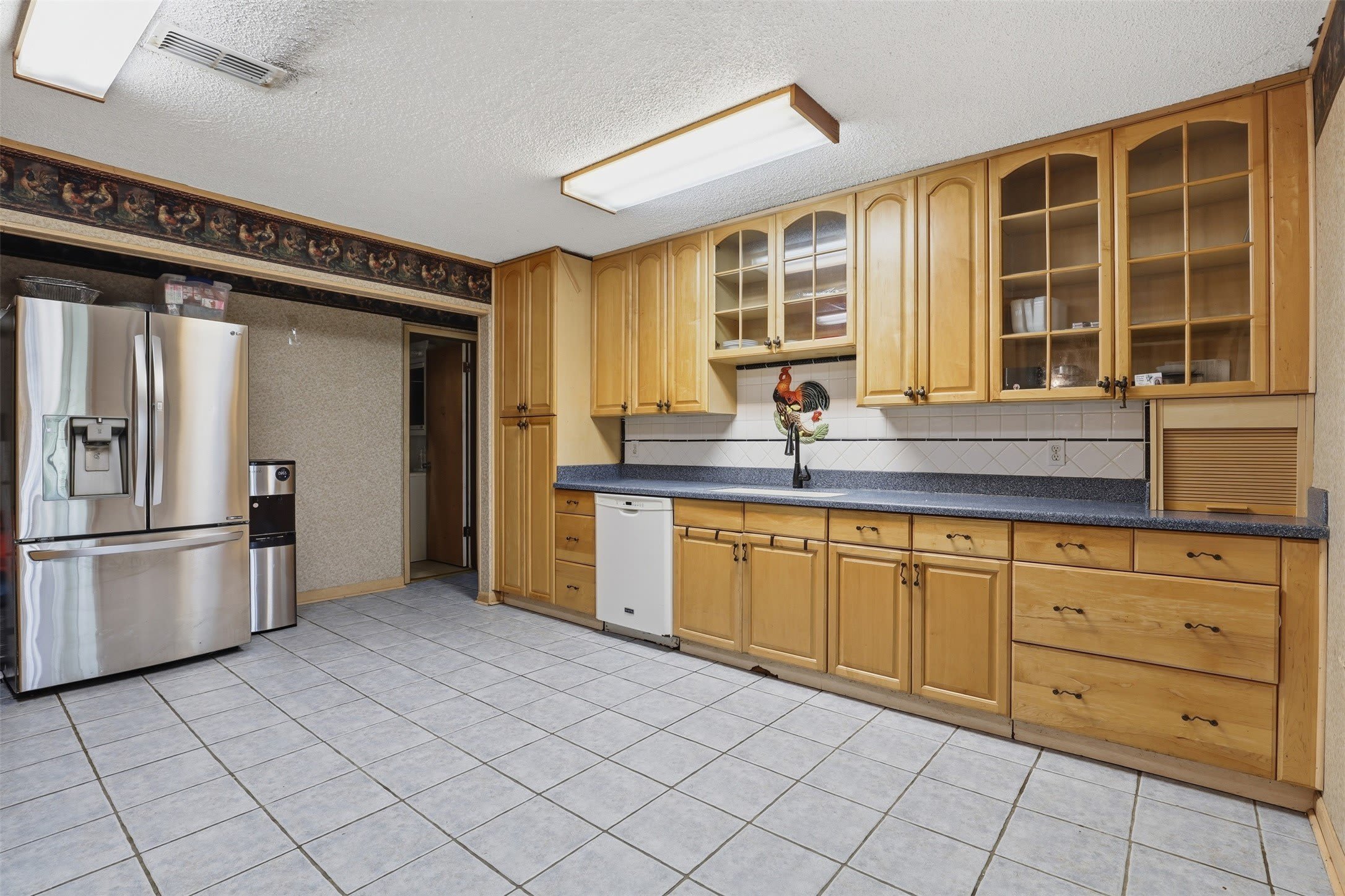 1517 Wiggins Road – photo 4