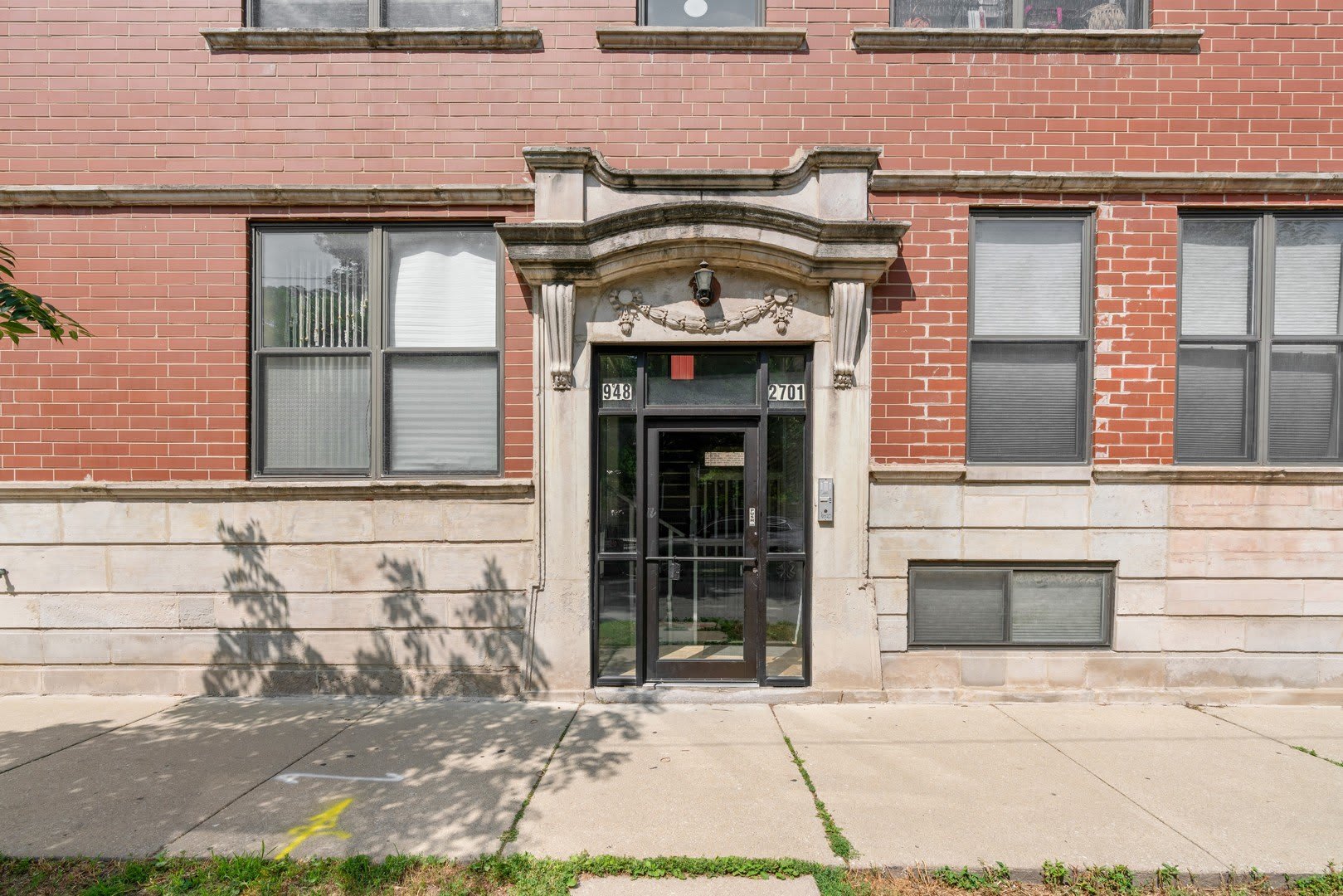 948 N Washtenaw Avenue – photo 2