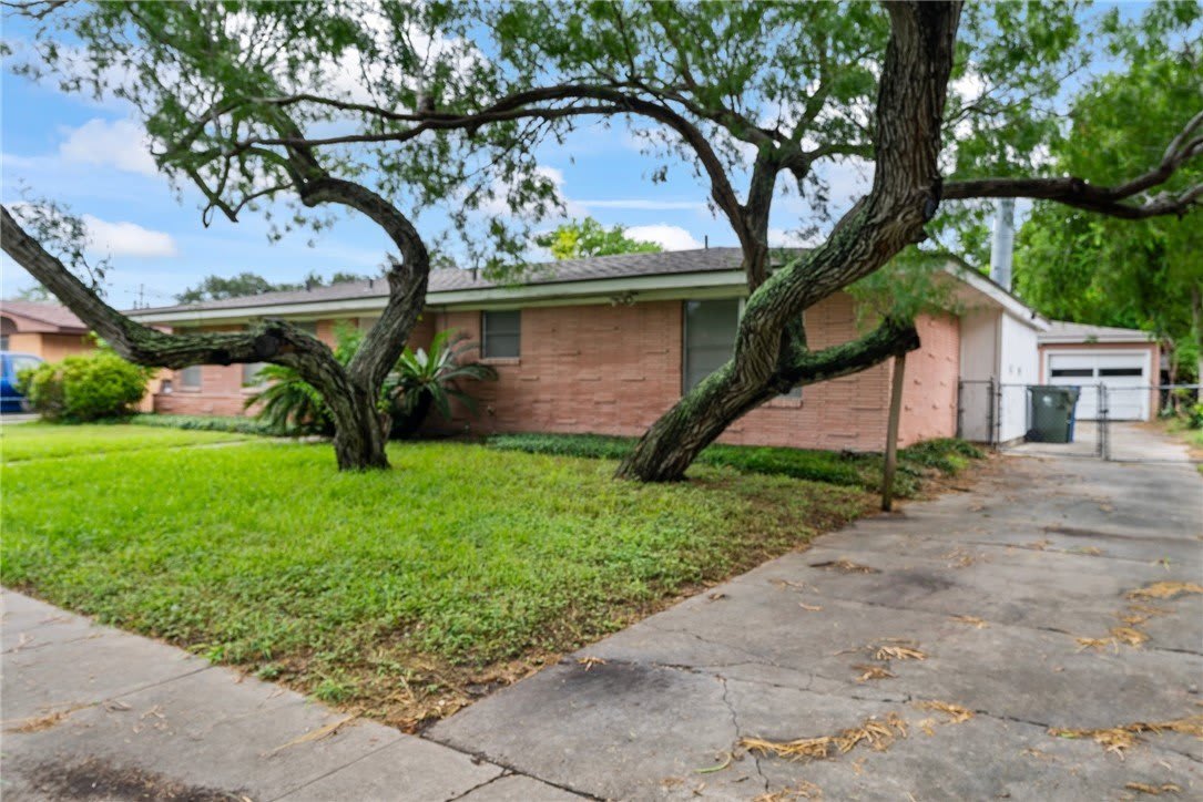921 Barracuda Place – photo 2