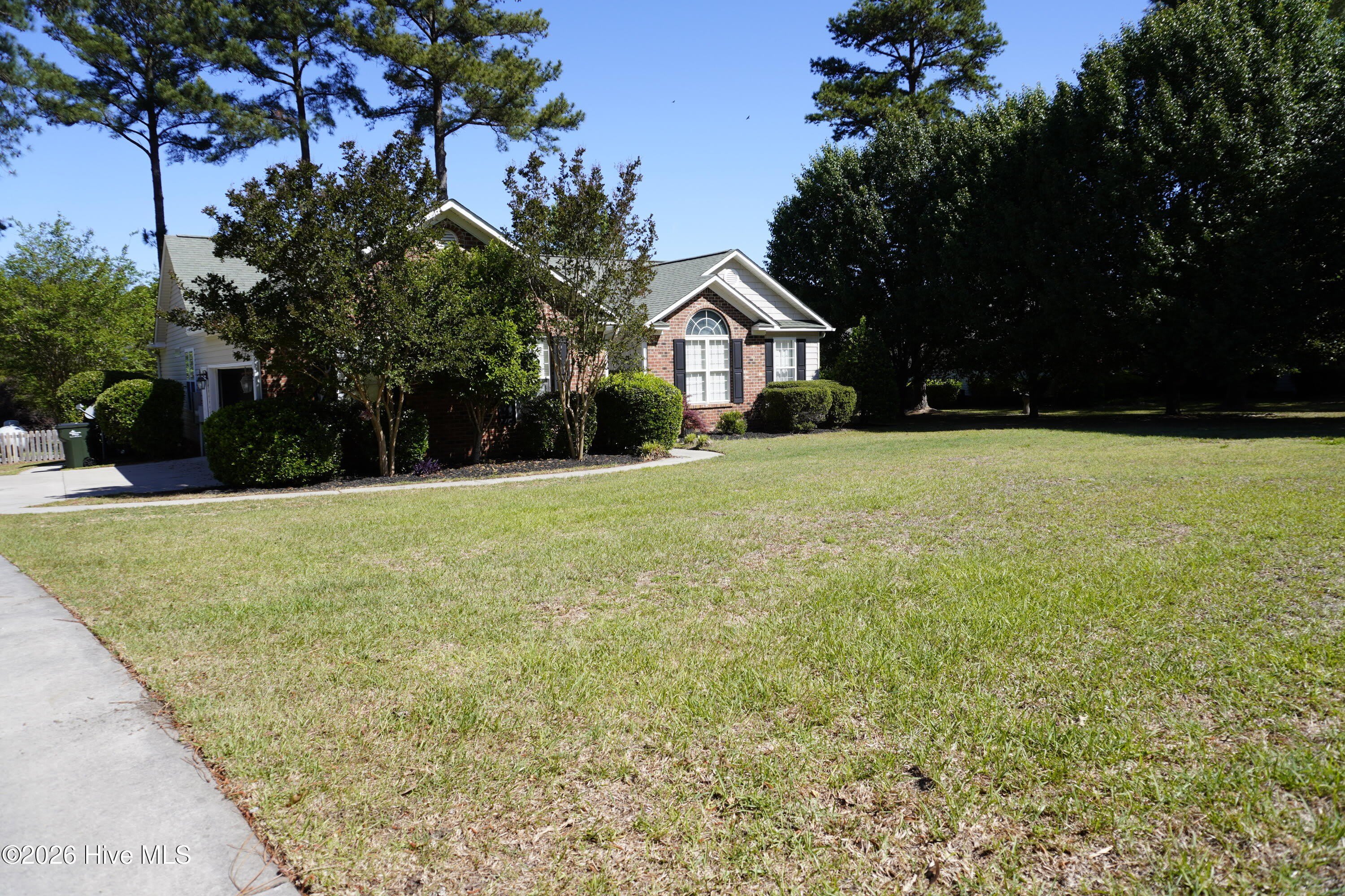170 Russet Court – photo 3