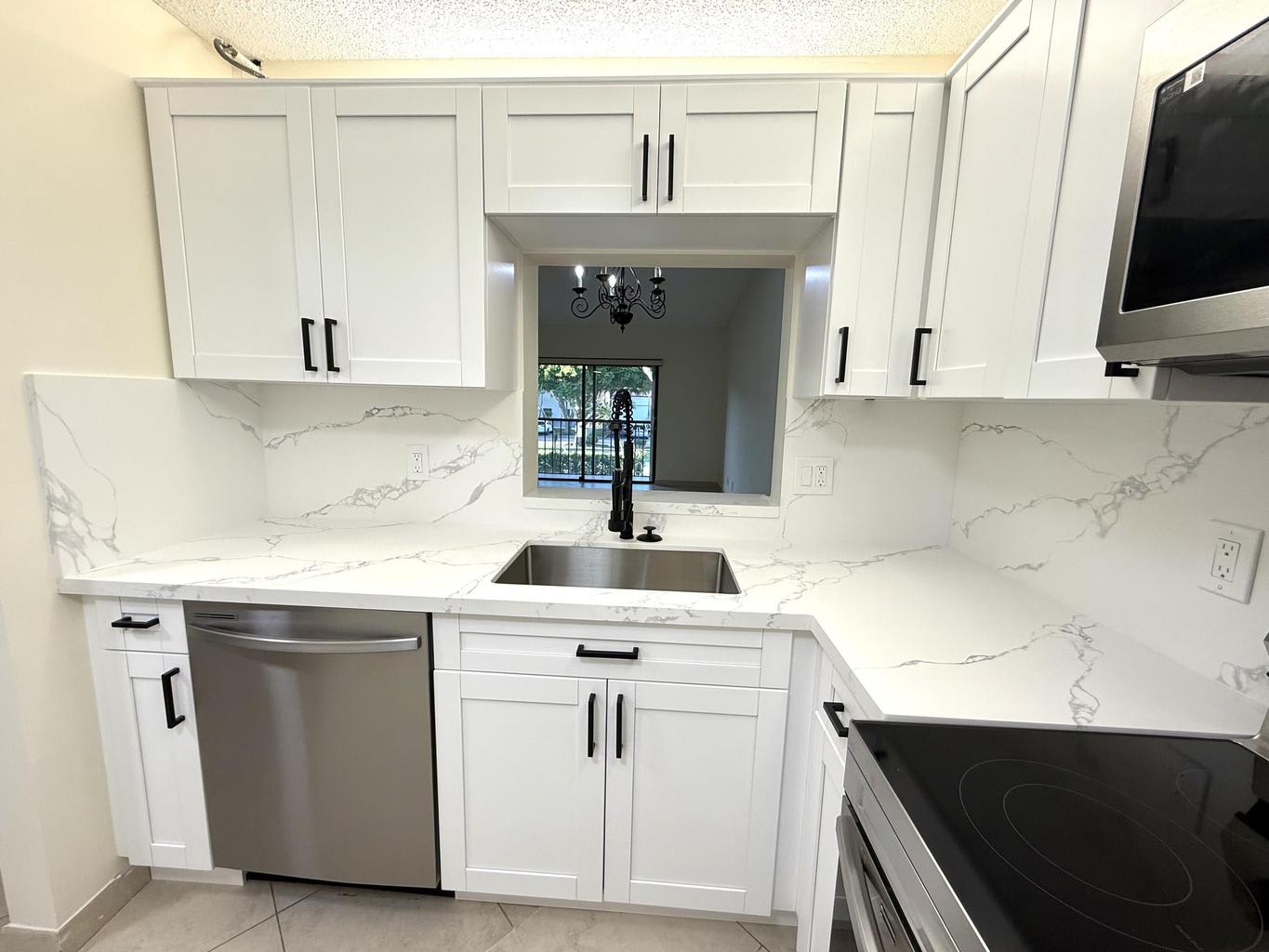 6649 Somerset Drive – photo 3