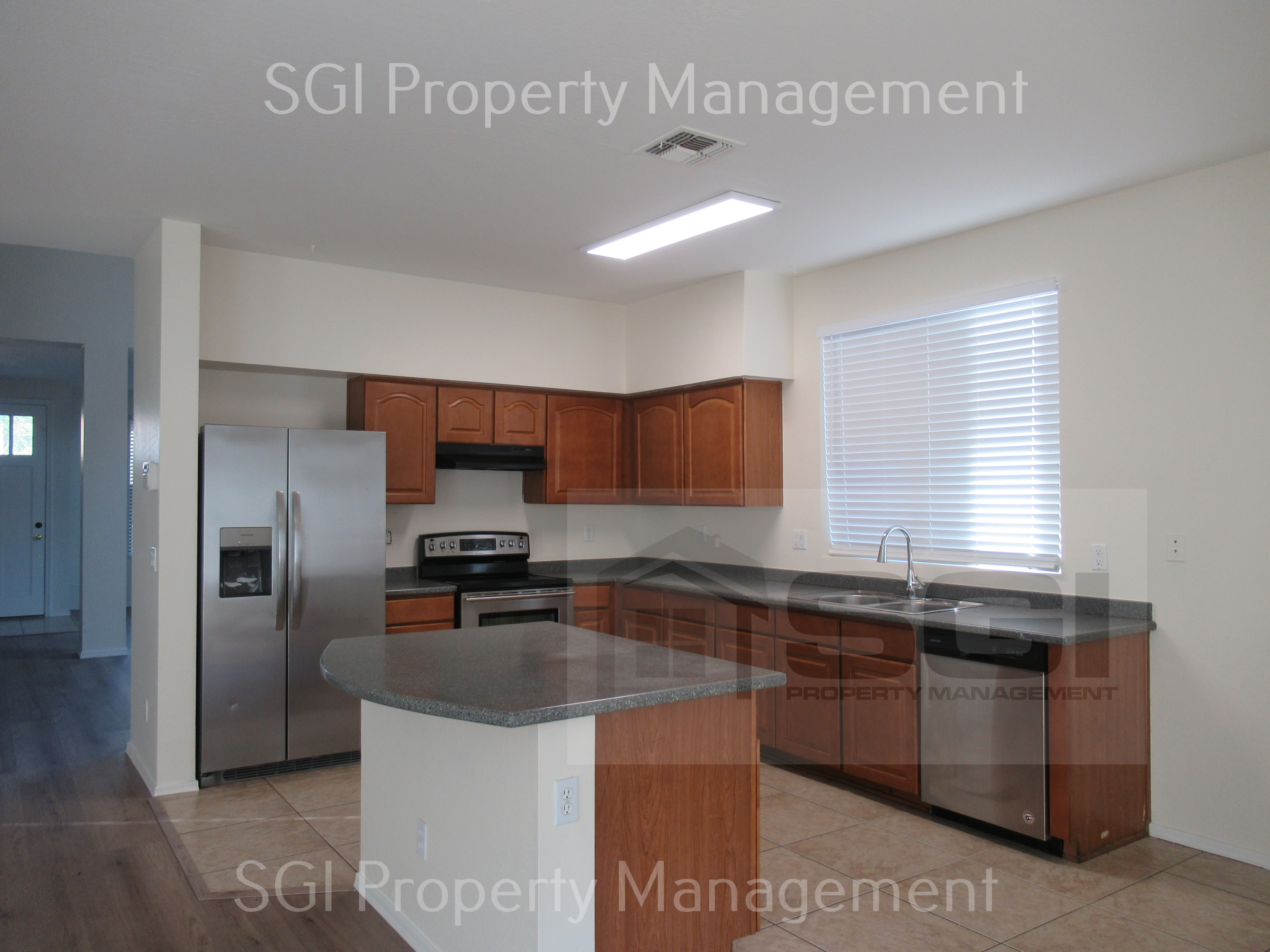 3123 W Pleasant Ln – photo 5