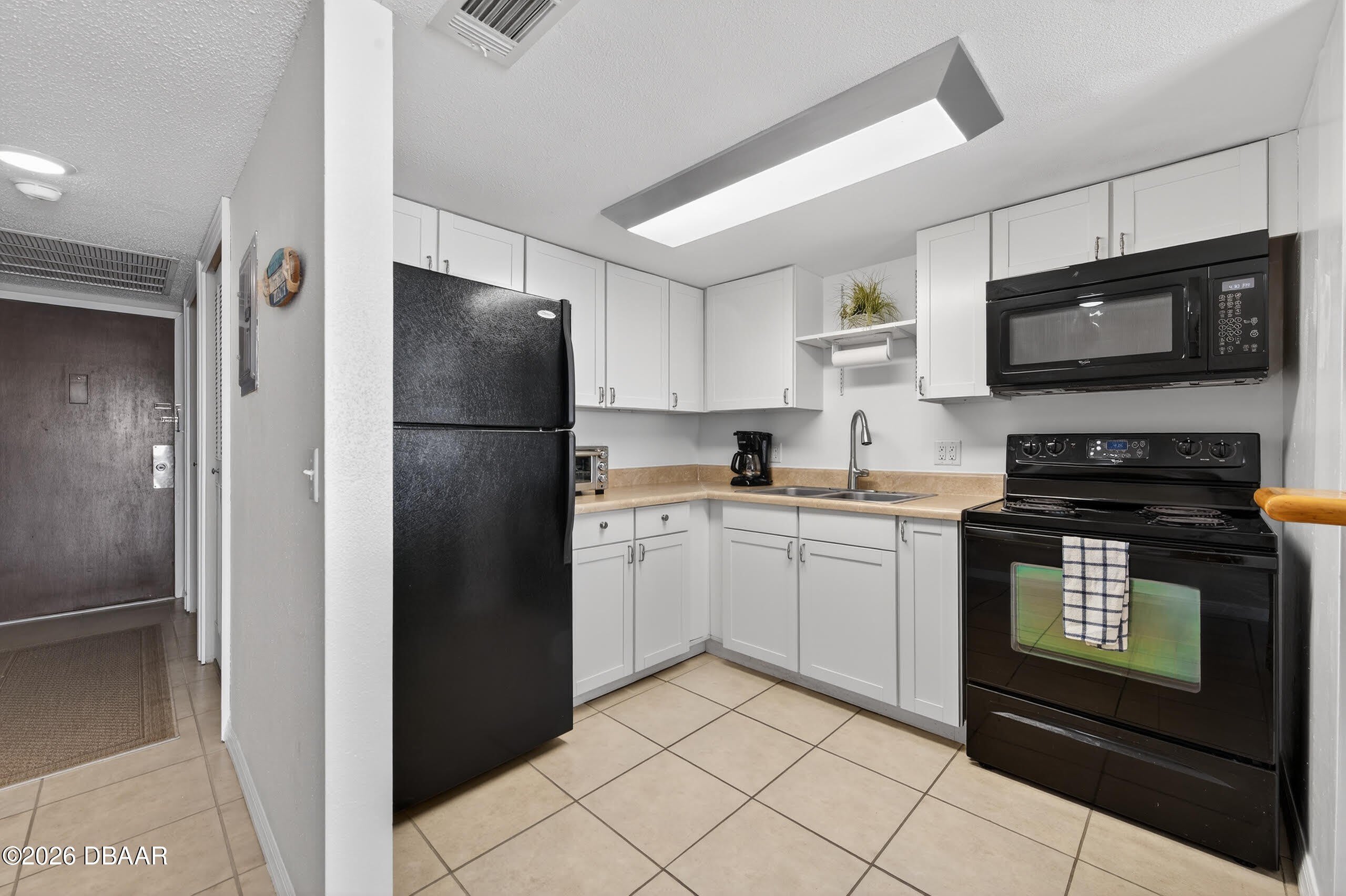 935 N Halifax Avenue – photo 5