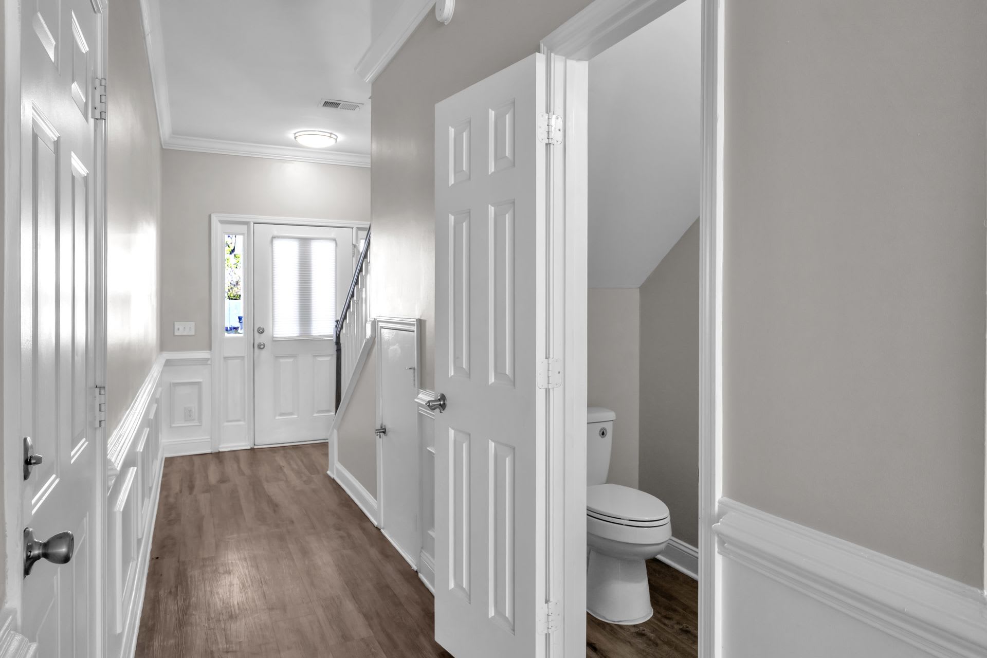 Spacious 3BR Townhome + Garage – photo 3
