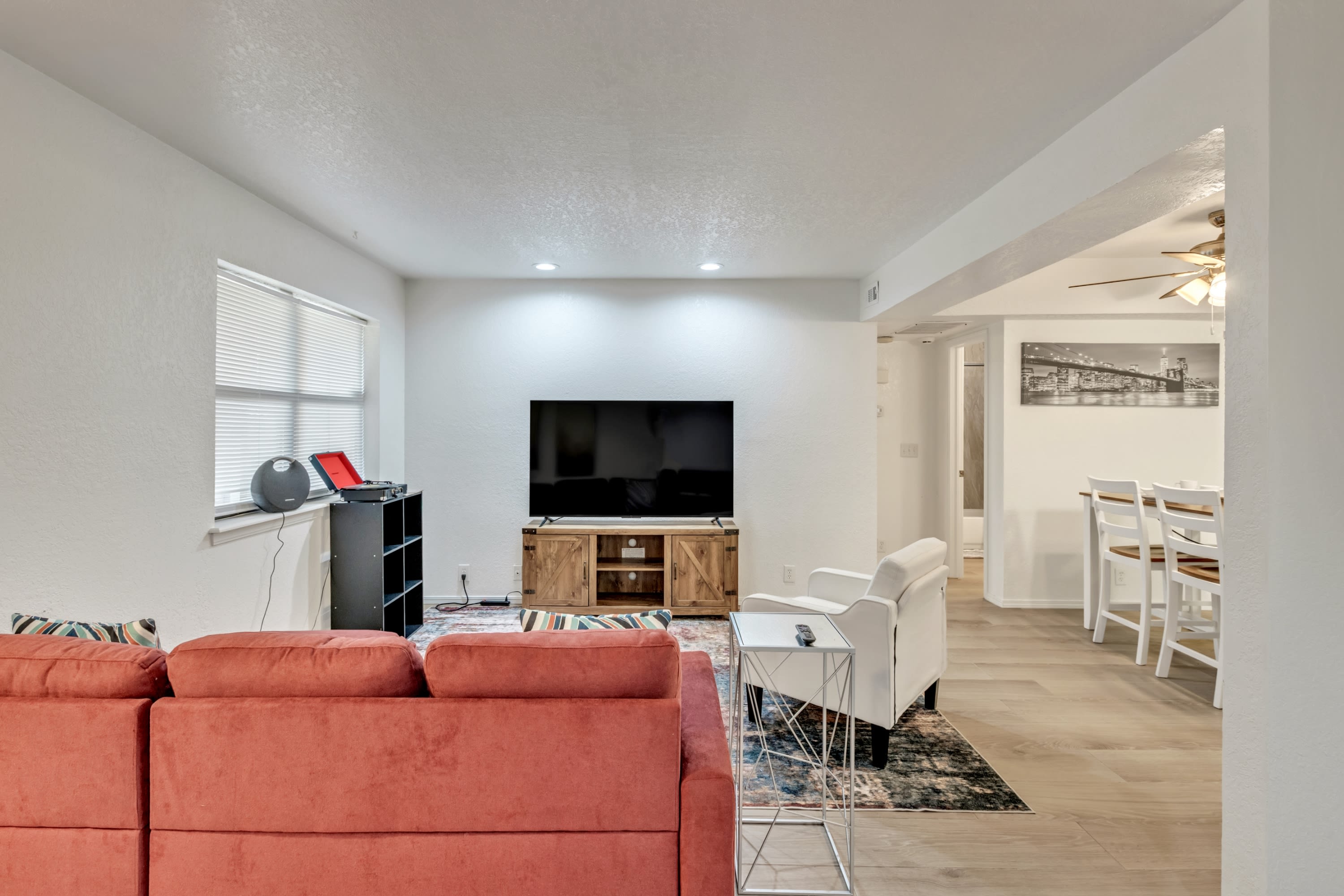 11409 Springhollow Road – photo 2
