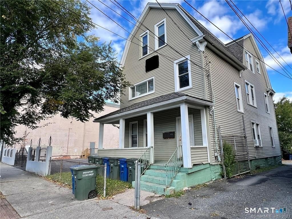 1102 E Main Street – photo 1