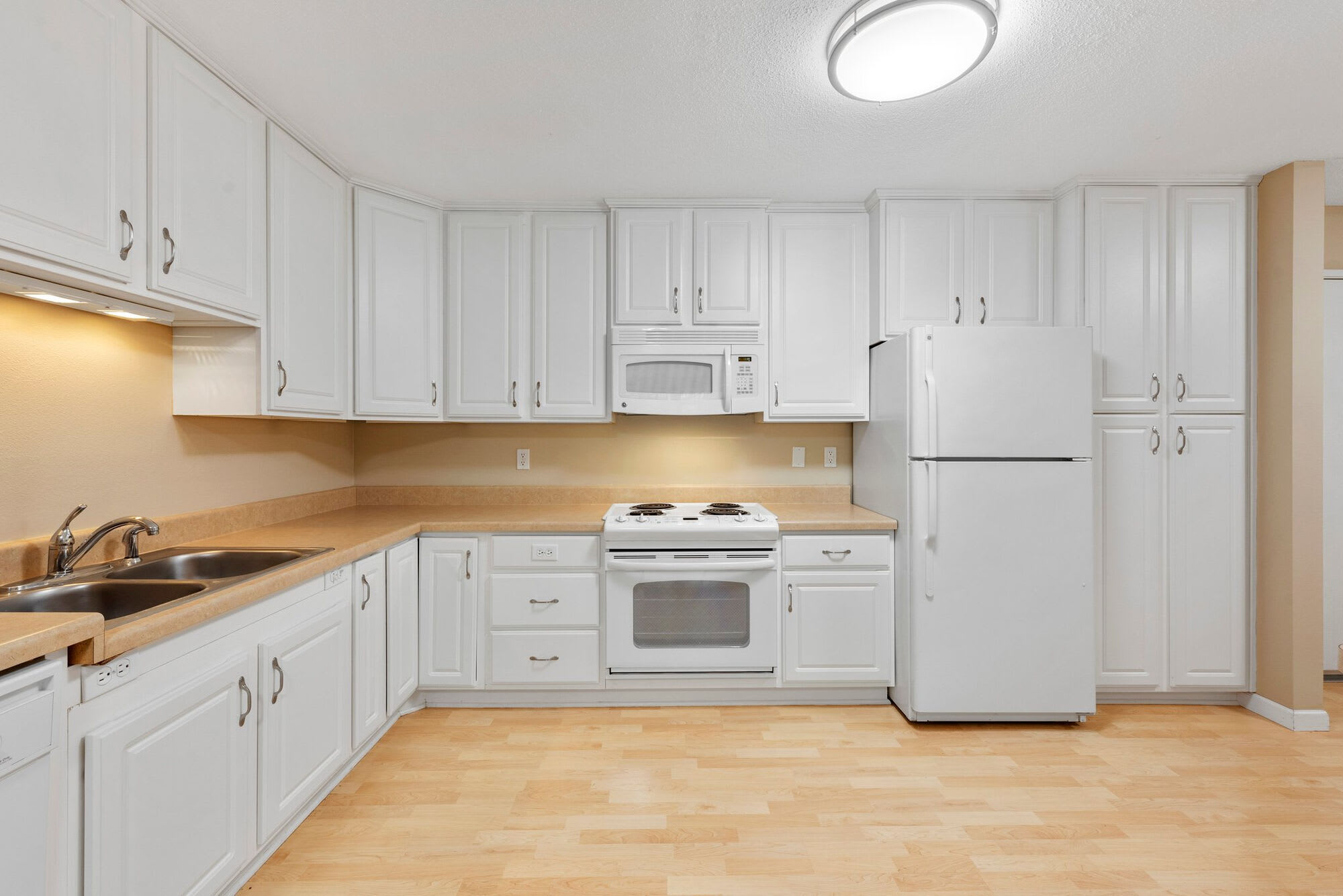 Victoria Place – photo 1