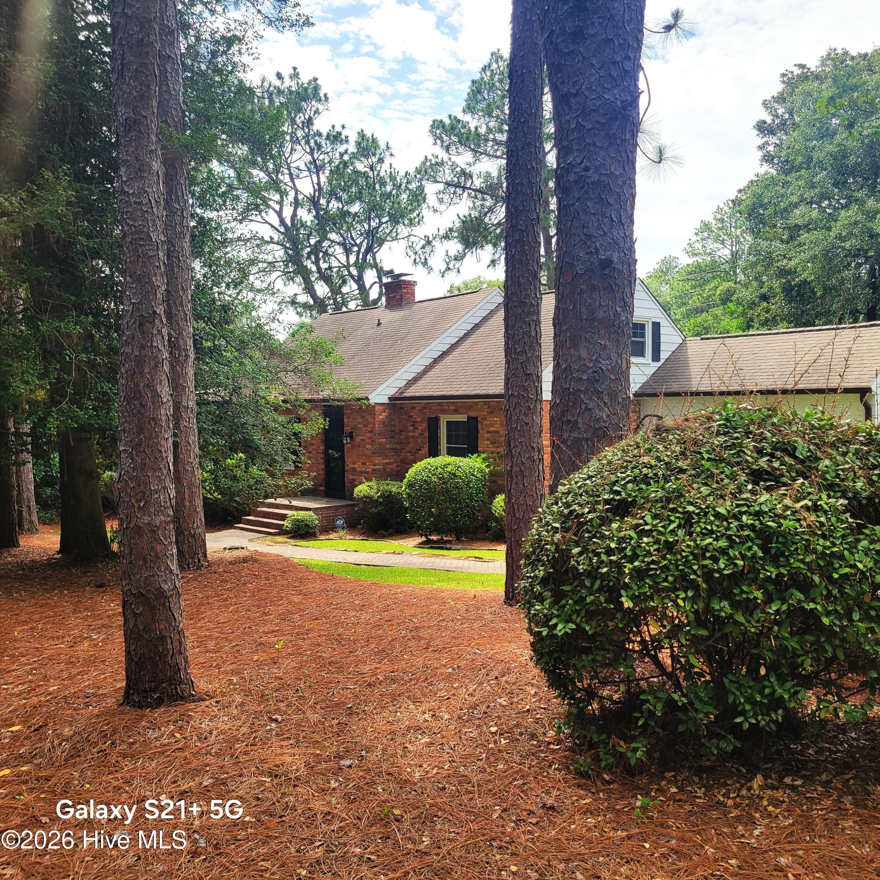 120 Country Club Circle – photo 1