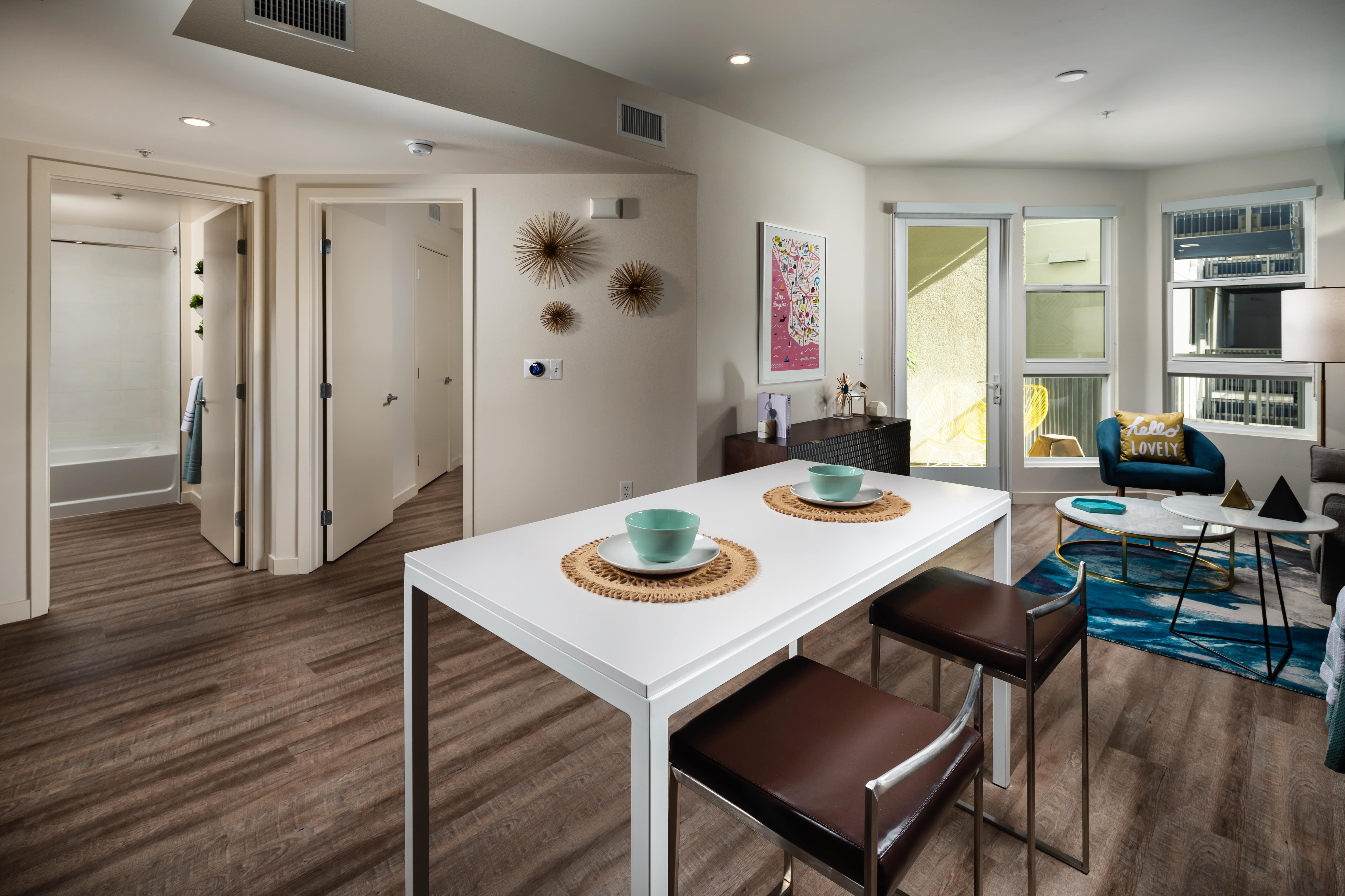 Topaz Apartments – photo 5