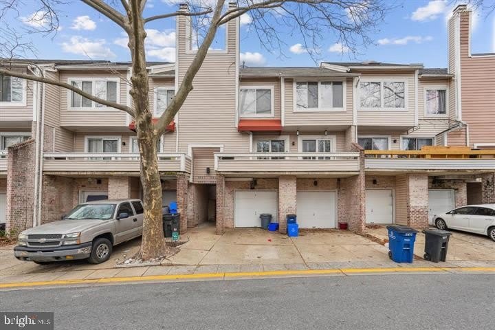 9861 LAKE SHORE Drive – photo 1