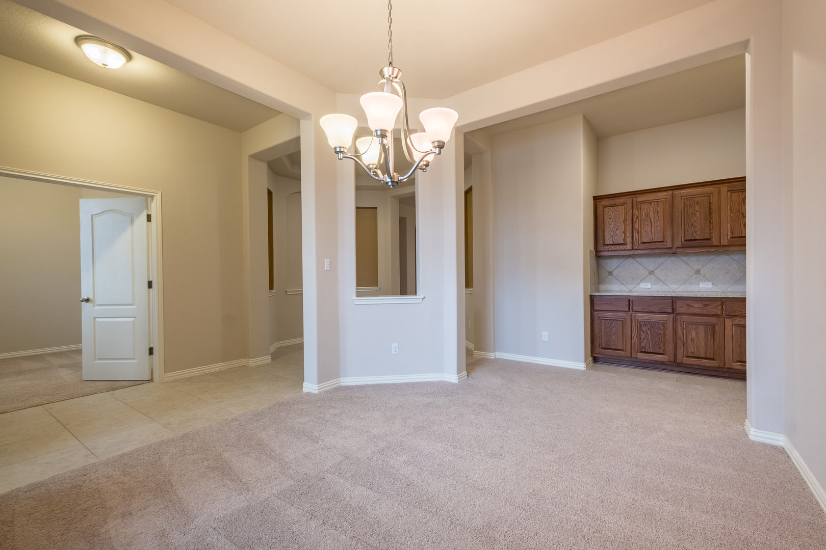 4 Bedroom, 3 Bath, Single-Story Home in Parkside at Mayfield Ranch – photo 5
