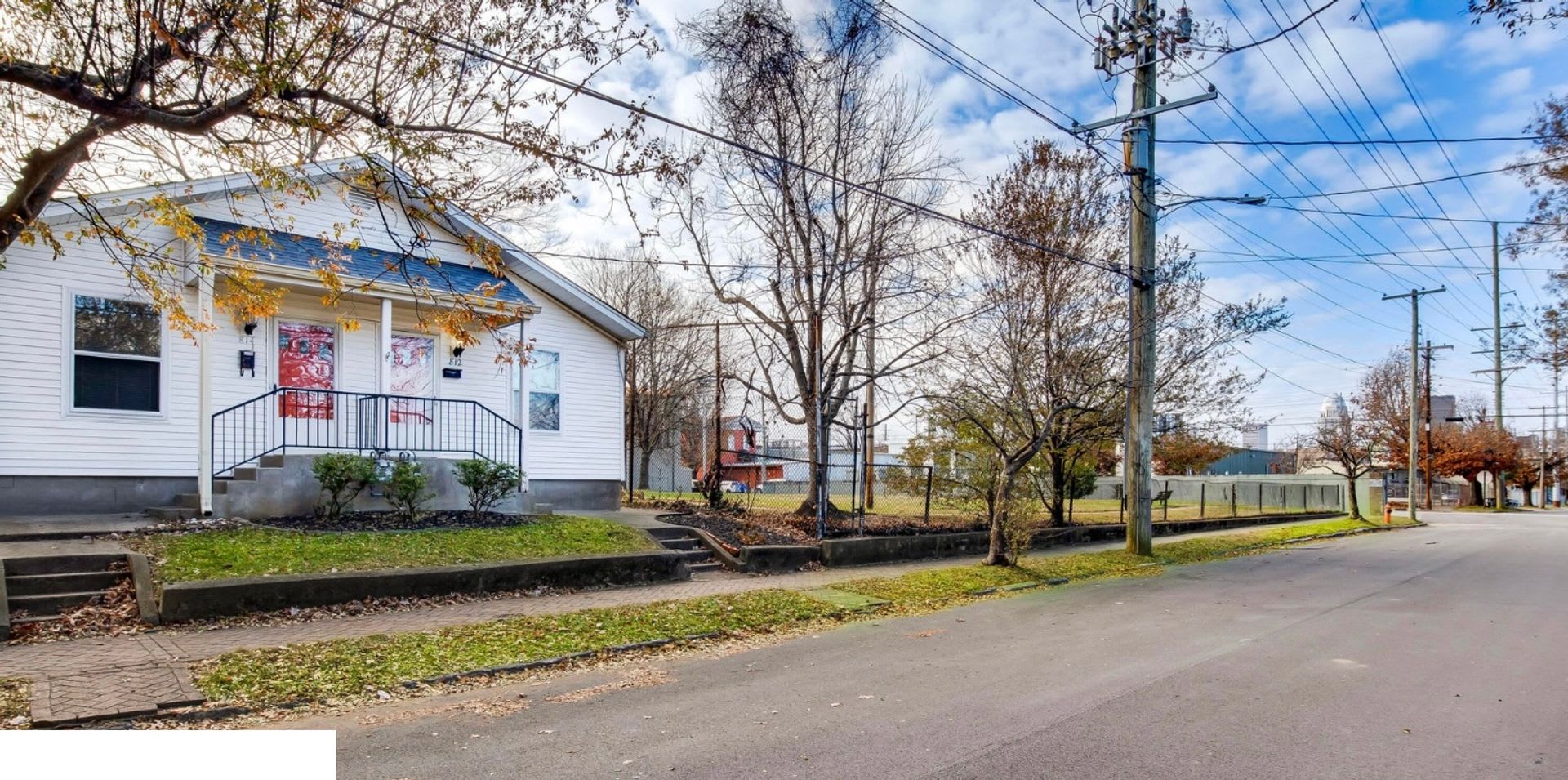Live in the Heart of It All – 2BR Duplex with Skylights & Outdoor Space! – photo 2