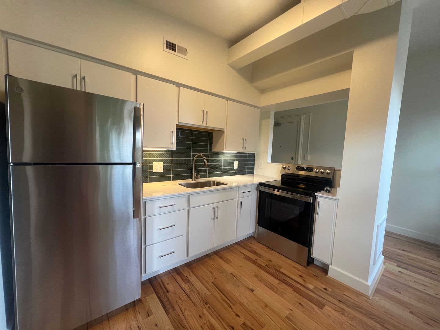 1329 Main St – photo 2