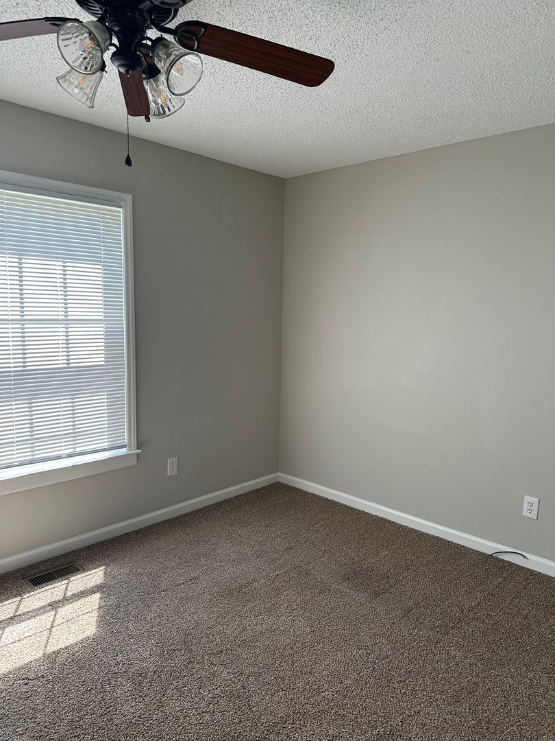 1504 MANORA COURT – photo 5