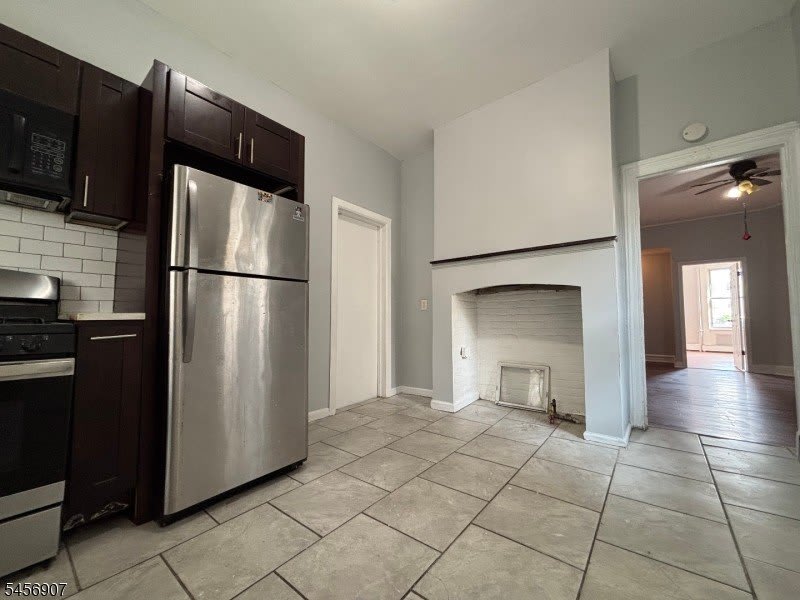 144 E Jersey St – photo 2