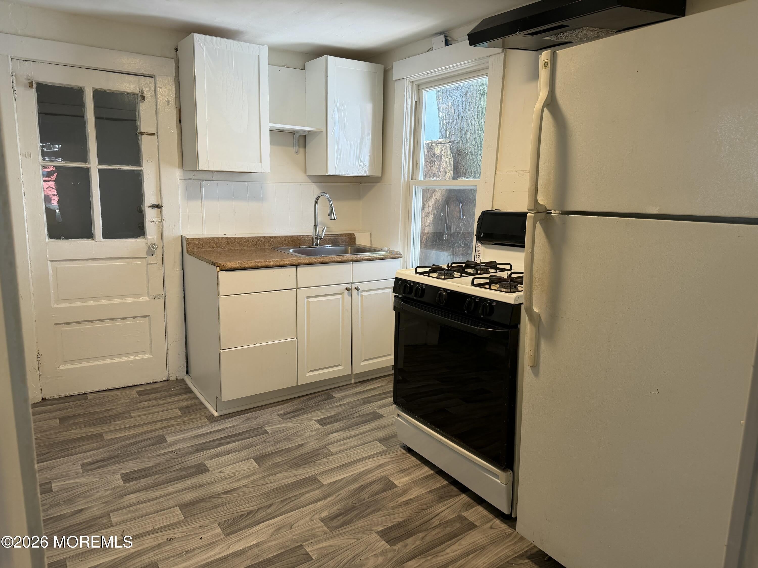 405 1/2 Brinley Avenue – photo 4