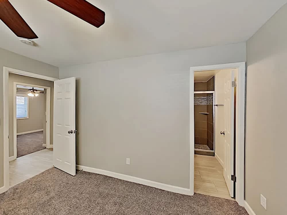 421 E Tulane Dr – photo 4
