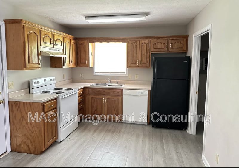 1505 Autumn Avenue – photo 4