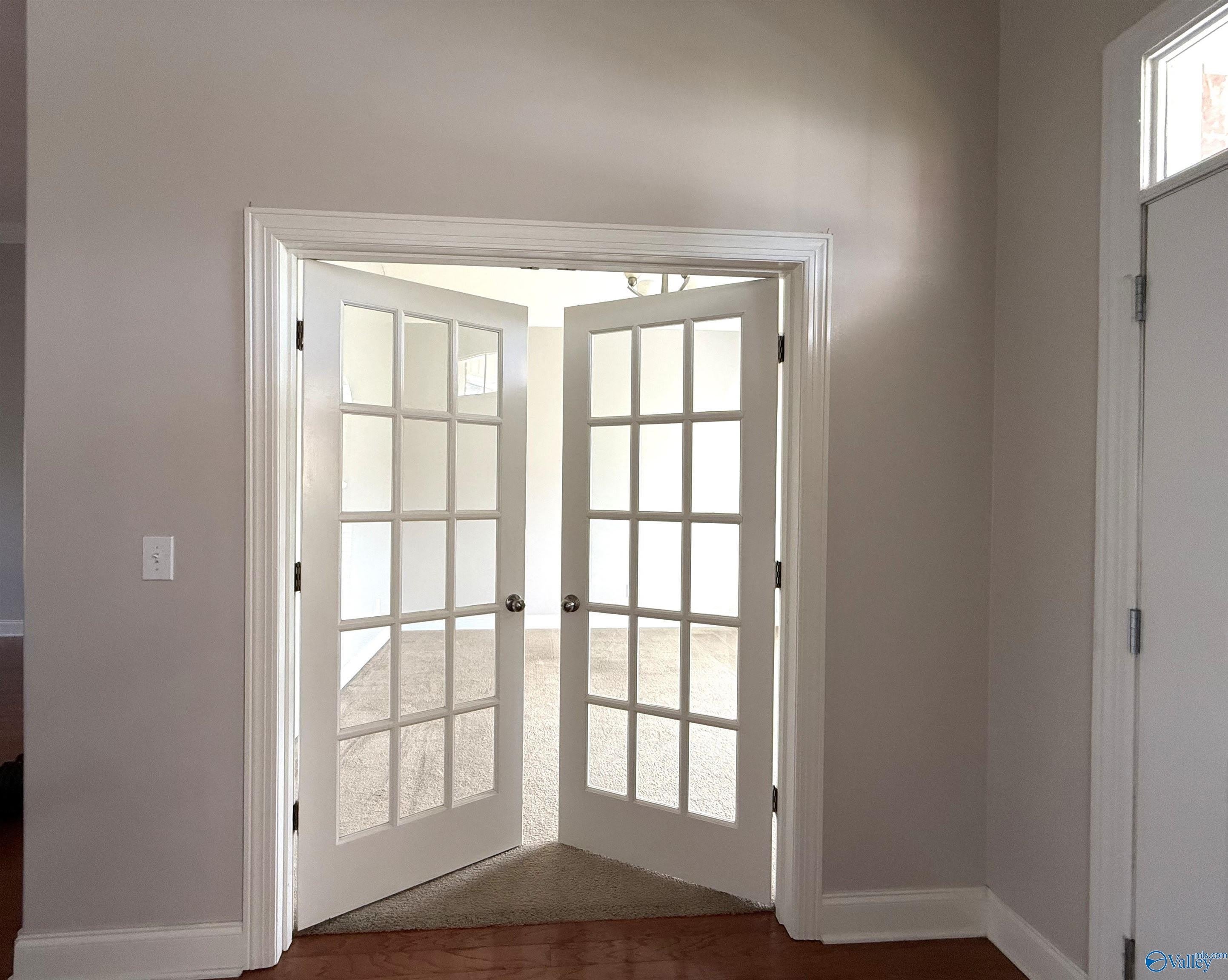 225 Pennsylvania Avenue – photo 3