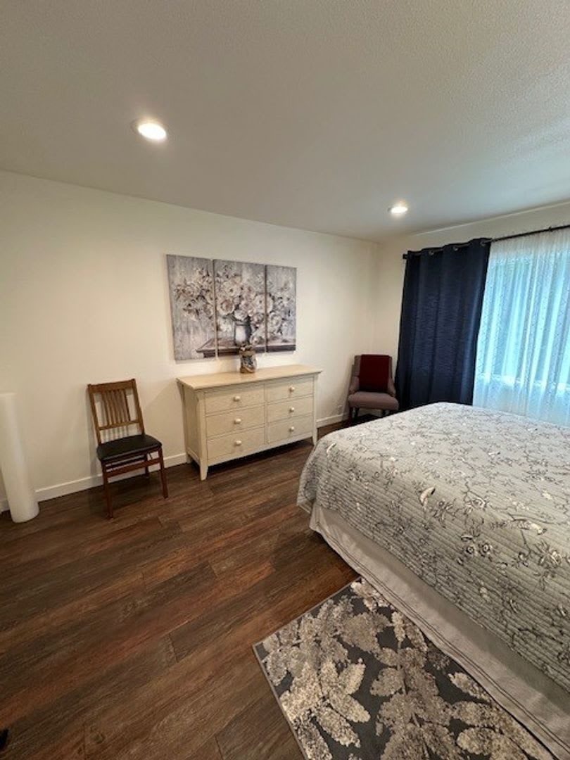 553 Chetco Ave 2 – photo 4