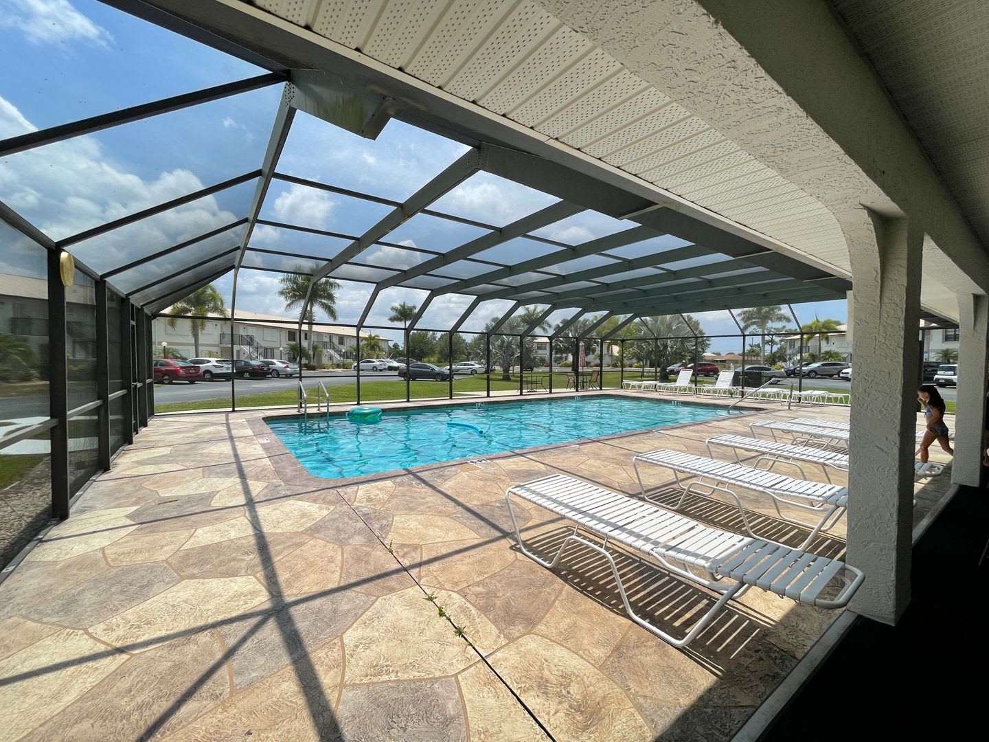 CENTRALLY LOCATED- UPDATED UNFURNISHED ANNUAL RENTAL – photo 3