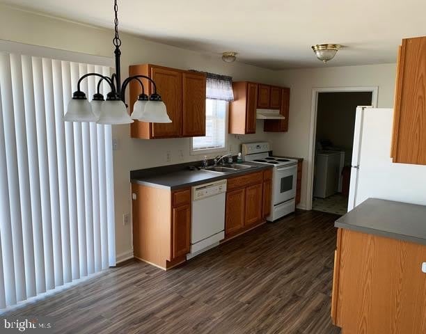 107 Mermaid Lane – photo 2