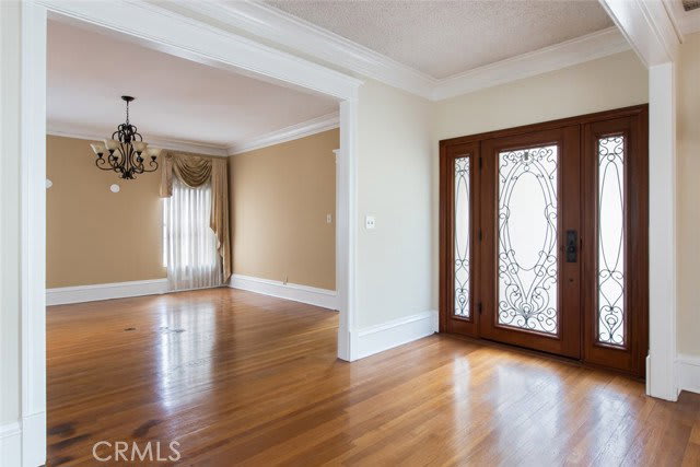 314 West Kenneth Road – photo 2