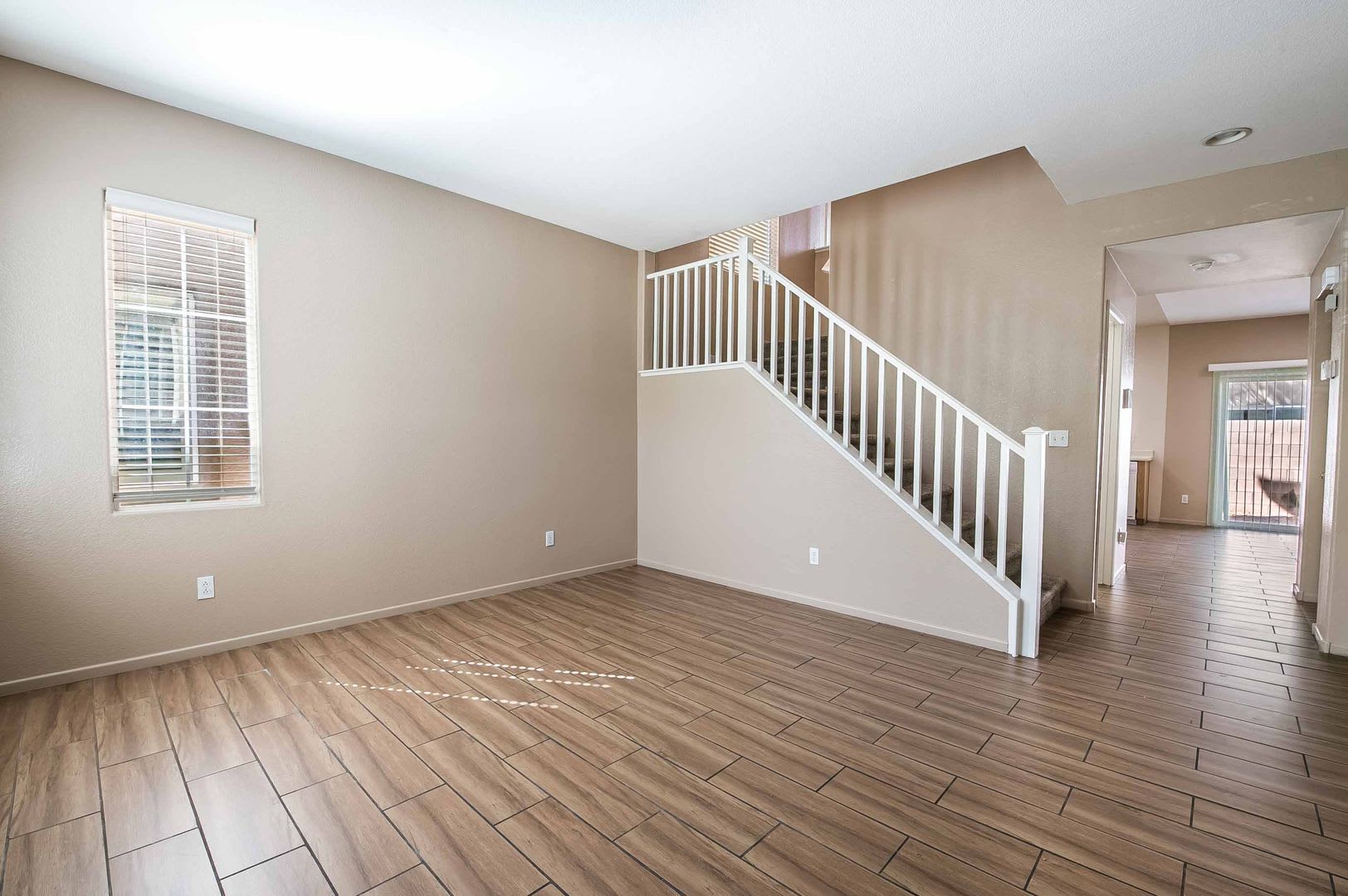 Spacious Living with Flexible Spaces in a Prime East Las Vegas Location! – photo 3