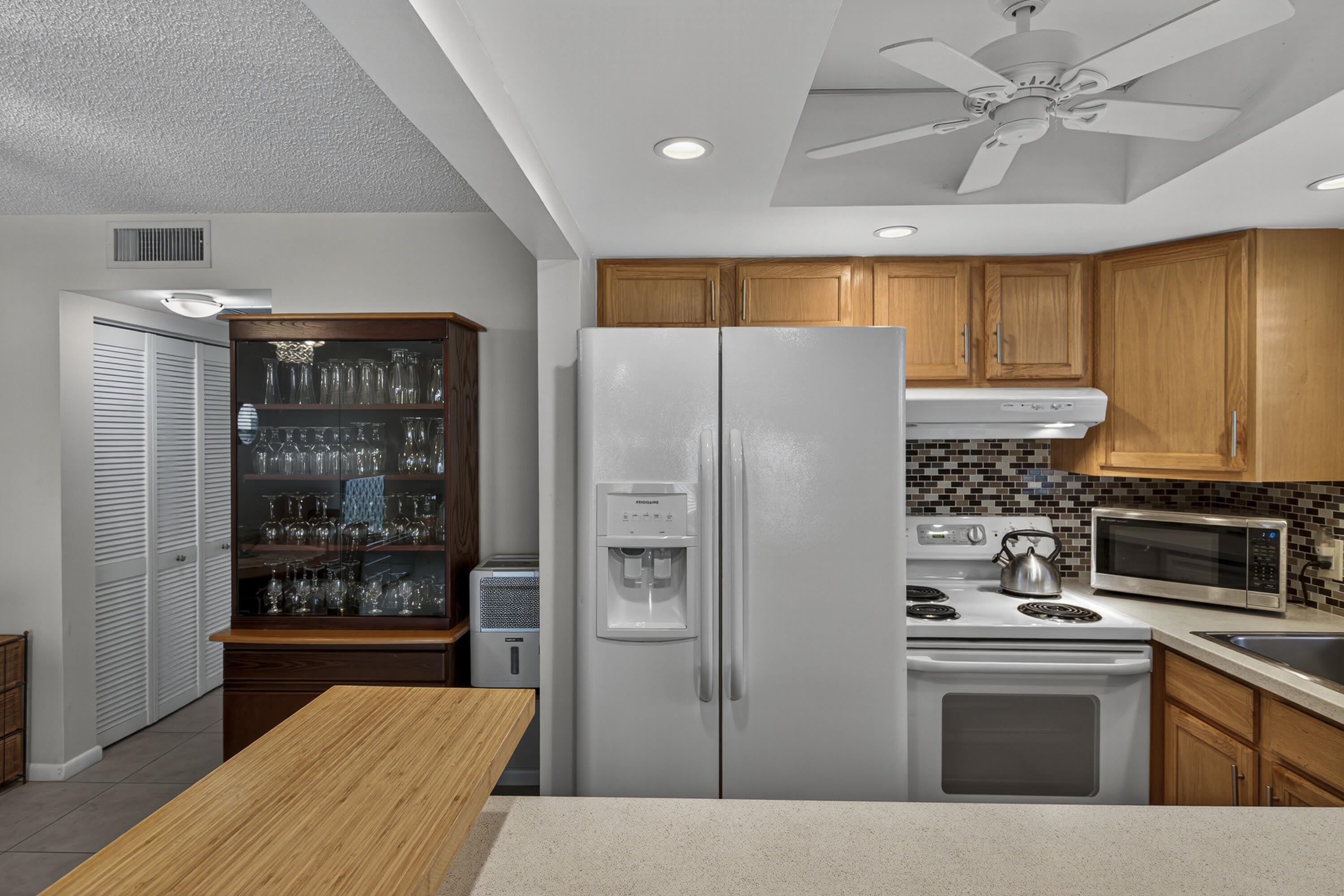 125 Newport I – photo 4