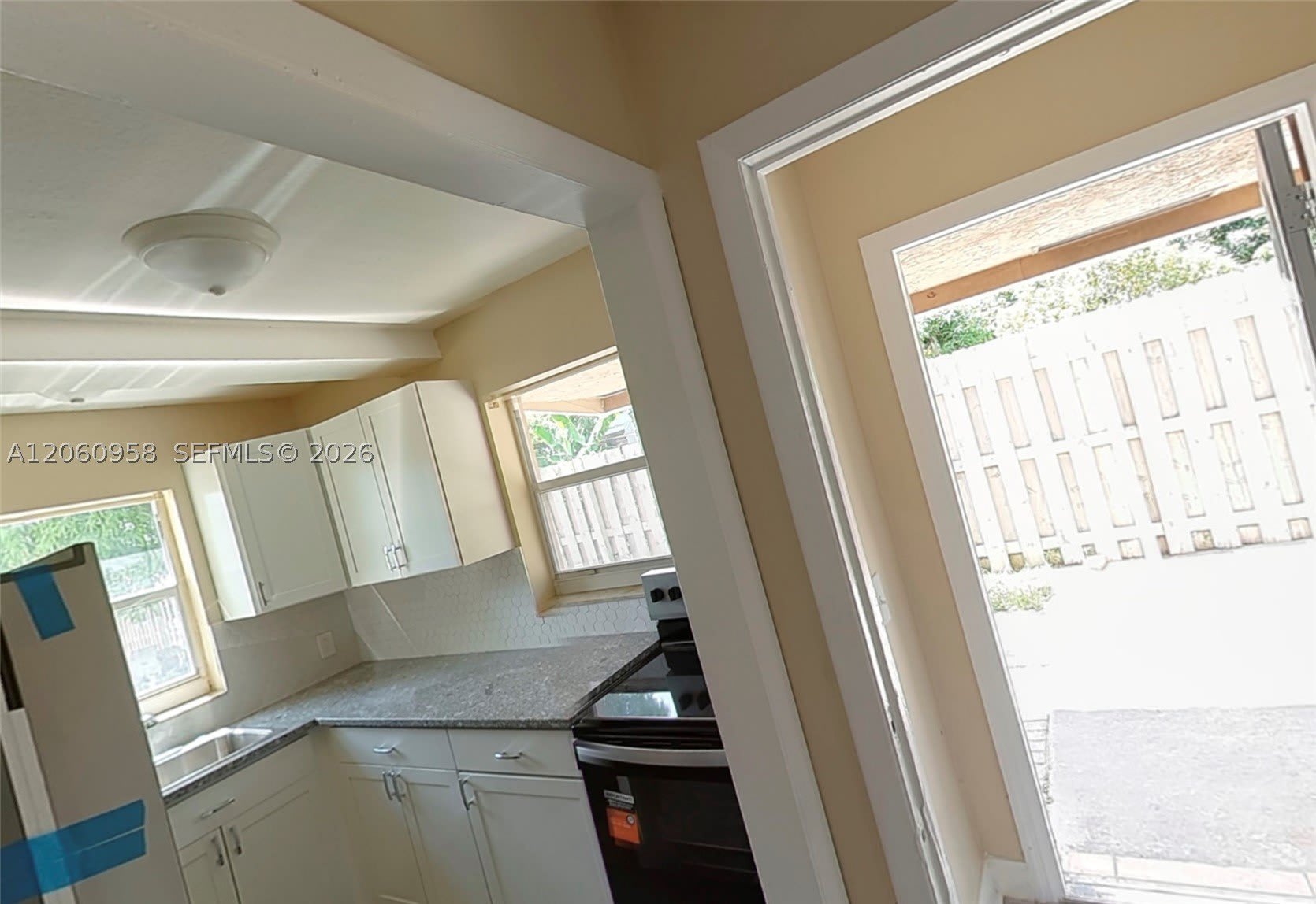 1029 S C St – photo 4